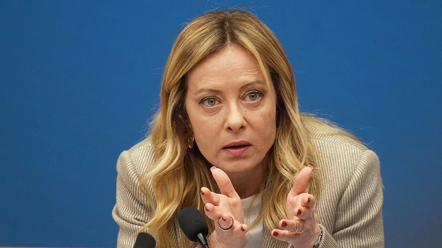 &Eta; &Mu;&epsilon;&lambda;ό&nu;&iota; &zeta;&eta;&tau;ά έ&nu;&alpha;&rho;&xi;&eta; &delta;&iota;&alpha;&delta;&iota;&kappa;&alpha;&sigma;ί&alpha;&sigmaf; &chi;ά&rho;&iota;&tau;&omicron;&sigmaf; &gamma;&iota;&alpha; &tau;&omicron;&nu; &kappa;&alpha;&tau;&alpha;&delta;&iota;&kappa;&alpha;&sigma;&mu;έ&nu;&omicron; &kappa;&omicron;&sigma;&mu;&eta;&mu;&alpha;&tau;&omicron;&pi;ώ&lambda;&eta; &Mu;ά&rho;&iota;&omicron; &Rho;&omicron;&tau;&zeta;&iota;έ&rho;&omicron;