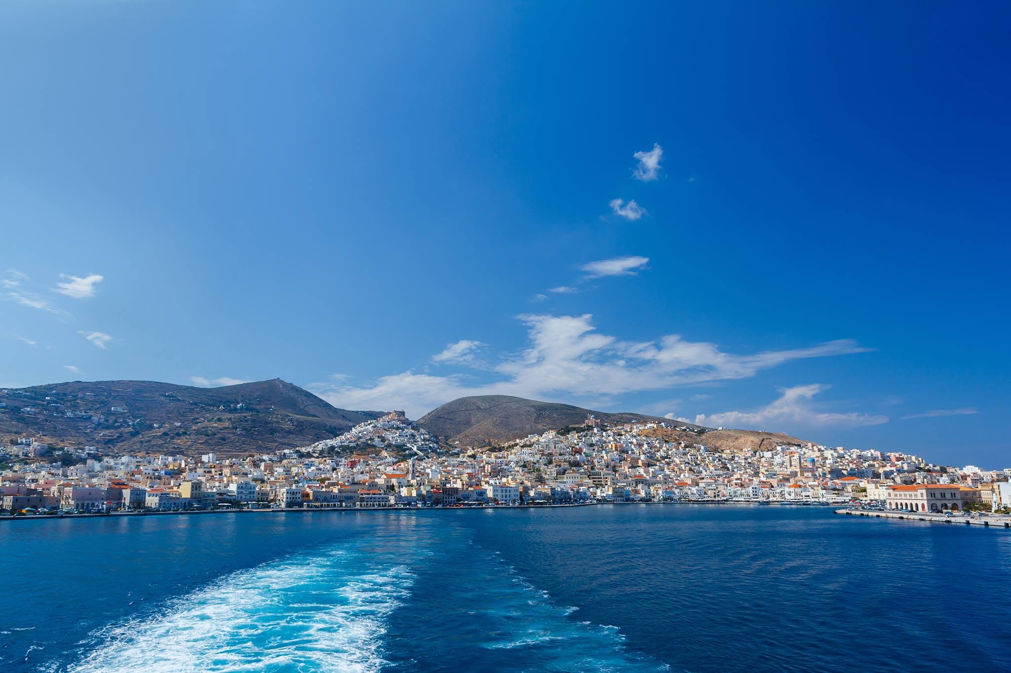 &Eta; &Sigma;ύ&rho;&omicron;&sigmaf; &omega;&sigmaf; &laquo;&pi;&omicron;&lambda;&iota;&tau;&iota;&sigma;&tau;&iota;&kappa;ή &pi;&rho;&omega;&tau;&epsilon;ύ&omicron;&upsilon;&sigma;&alpha; &tau;&omega;&nu; &Kappa;&upsilon;&kappa;&lambda;ά&delta;&omega;&nu;&raquo; &sigma;&tau;&omicron; &delta;&iota;&epsilon;&theta;&nu;έ&sigmaf; &tau;&alpha;&xi;&iota;&delta;&iota;&omega;&tau;&iota;&kappa;ό &pi;&epsilon;&rho;&iota;&omicron;&delta;&iota;&kappa;ό EnVols