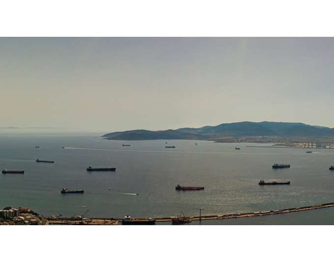 &Beta;&rho;&epsilon;&tau;&alpha;&nu;ί&alpha; &kappa;&alpha;&iota; &Epsilon;&upsilon;&rho;&omega;&pi;&alpha;ϊ&kappa;ή Έ&nu;&omega;&sigma;&eta; &upsilon;&pi;έ&gamma;&rho;&alpha;&psi;&alpha;&nu; &epsilon;&pi;ί&sigma;&eta;&mu;&alpha; &sigma;&upsilon;&nu;&theta;ή&kappa;&eta; &gamma;&iota;&alpha; &tau;&omicron; &Gamma;&iota;&beta;&rho;&alpha;&lambda;&tau;ά&rho;