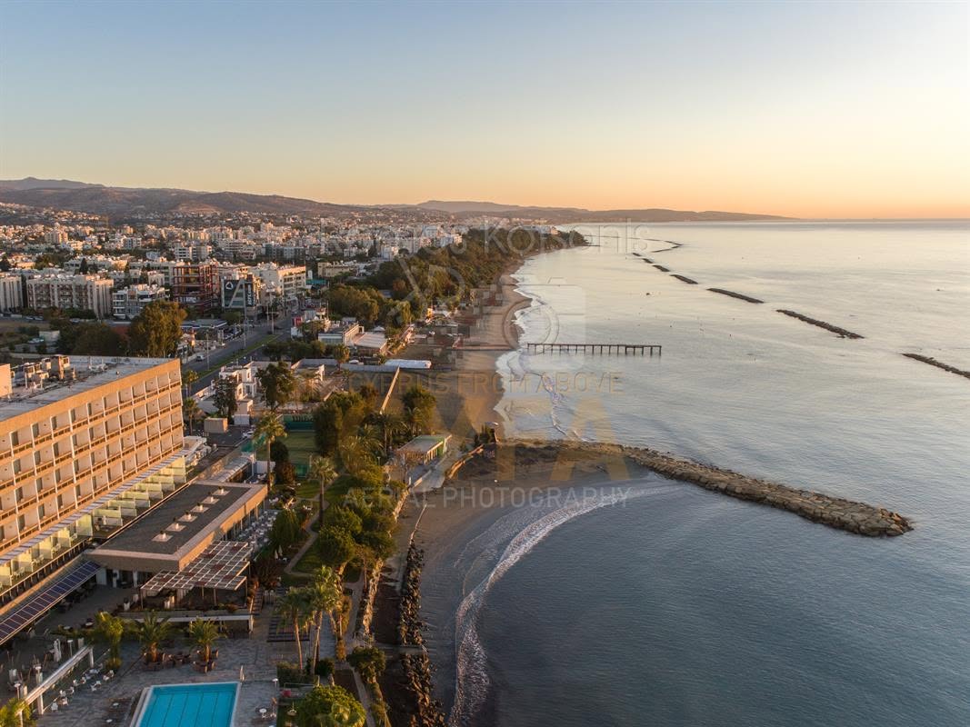 &Eta; &Lambda;&epsilon;&mu;&epsilon;&sigma;ό&sigmaf; ό&pi;&omega;&sigmaf; &lambda;ί&gamma;&omicron;&iota; &tau;&eta; &theta;&upsilon;&mu;&omicron;ύ&nu;&tau;&alpha;&iota;: &Omicron; &pi;&alpha;&rho;&alpha;&lambda;&iota;&alpha;&kappa;ό&sigmaf; &pi;&rho;&iota;&nu; &gamma;&epsilon;&mu;ί&sigma;&epsilon;&iota; &mu;&epsilon; &omicron;&upsilon;&rho;&alpha;&nu;&omicron;&xi;ύ&sigma;&tau;&epsilon;&sigmaf;