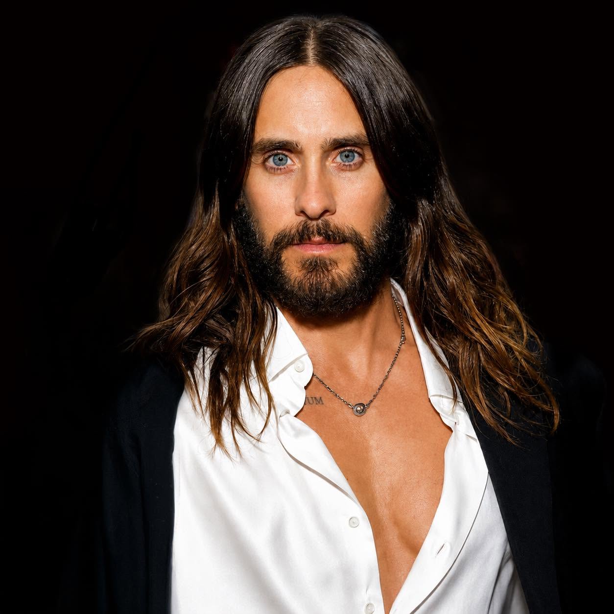 &laquo;Jared Leto: Hollywood's Dark Secret&raquo; - To &nu;έ&omicron; &nu;&tau;&omicron;&kappa;&iota;&mu;&alpha;&nu;&tau;έ&rho; &tau;&omicron;&upsilon; BBC &pi;&omicron;&upsilon; &pi;&rho;&omicron;&beta;ά&lambda;&lambda;&epsilon;&iota; &tau
