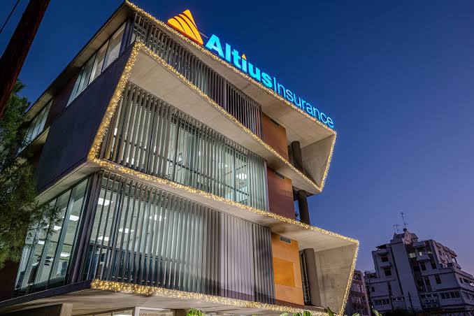 &Sigma;&tau;&eta;&nu; &Epsilon;&Pi;&Alpha; &eta; &epsilon;&xi;&alpha;&gamma;&omicron;&rho;ά &tau;&eta;&sigmaf; Altius Insurance &alpha;&pi;ό &tau;&eta;&nu; Alpha Bank &ndash; &Xi;&epsilon;&kappa;ί&nu;&eta;&sigma;&epsilon; &omicron; έ&lambda;&epsilon;&gamma;&chi;&omicron;&sigmaf; &tau;&eta;&sigmaf; &sigma;&upsilon;&mu;&phi;&omega;&nu;ί&alpha;&sigmaf;