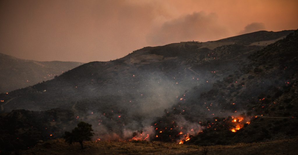 &Alpha;&nu;&epsilon;&xi;έ&lambda;&epsilon;&gamma;&kappa;&tau;&eta; &eta; &pi;ύ&rho;&iota;&nu;&eta; &lambda;&alpha;ί&lambda;&alpha;&pi;&alpha; &sigma;&tau;&omicron; &Rho;έ&theta;&upsilon;&mu;&nu;&omicron; &ndash; &Tau;&epsilon;&rho;ά&sigma;&tau;&iota;&epsilon;&sigmaf; &kappa;&alpha;&tau;&alpha;&sigma;&tau;&rho;&omicron;&phi;έ&sigmaf; &kappa;&alpha;&iota; &mu;ά&chi;&eta; &gamma;&iota;&alpha; &nu;&alpha; &sigma;&omega;&theta;&omicron;ύ&nu; &sigma;&pi;ί&tau;&iota;&alpha;