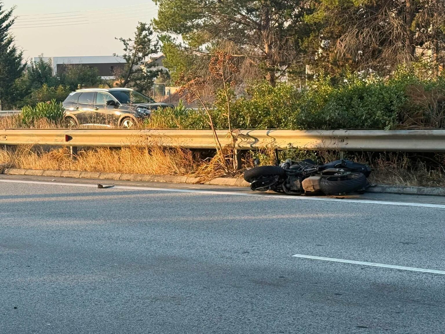 &Alpha;&pi;ό&psi;&epsilon; &eta; &alpha;&nu;&alpha;&pi;&alpha;&rho;ά&sigma;&tau;&alpha;&sigma;&eta; &tau;&omicron;&upsilon; &theta;&alpha;&nu;&alpha;&tau;&eta;&phi;ό&rho;&omicron;&upsilon; &sigma;&tau;&omicron;&nu; &alpha;&upsilon;&tau;&omicron;&kappa;&iota;&nu;&eta;&tau;ό&delta;&rho;&omicron;&mu;&omicron; &Pi;ά&phi;&omicron;&upsilon;-&Lambda;&epsilon;&mu;&epsilon;&sigma;&omicron;ύ: &Kappa;&lambda;&epsilon;ί&nu;&omicron;&upsilon;&nu; &lambda;&omega;&rho;ί&delta;&epsilon;&sigmaf; &kappa;&upsilon;&kappa;&lambda;&omicron;&phi;&omicron;&rho;ί&alpha;&sigmaf;
