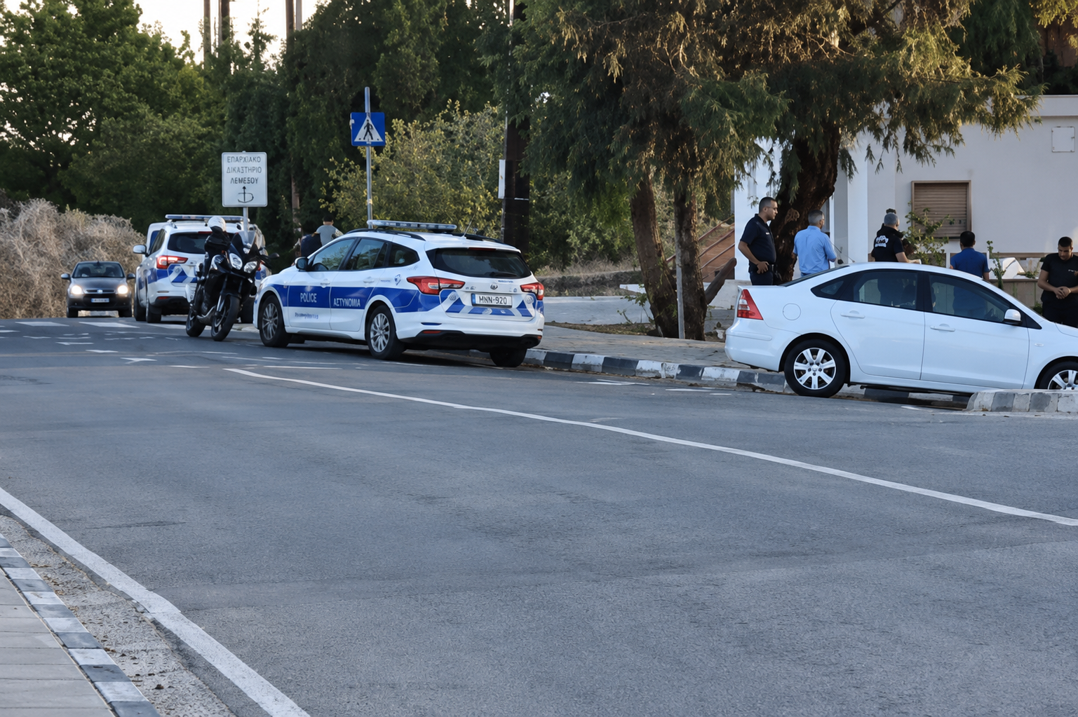 &Alpha;&sigma;&tau;&upsilon;&nu;&omicron;&mu;ί&alpha;: &Kappa;&alpha;&mu;ί&alpha; &pi;&omicron;&iota;&nu;&iota;&kappa;ή ή &pi;&epsilon;&iota;&theta;&alpha;&rho;&chi;&iota;&kappa;ή &epsilon;&upsilon;&theta;ύ&nu;&eta; &gamma;&iota;&alpha; &tau;&eta;&nu; &alpha;&pi;ό&delta;&rho;&alpha;&sigma;&eta; &tau;&omicron;&upsilon; &laquo;&Kappa;&omicron;&mu;&mu;&omega;&tau;ή&raquo;
