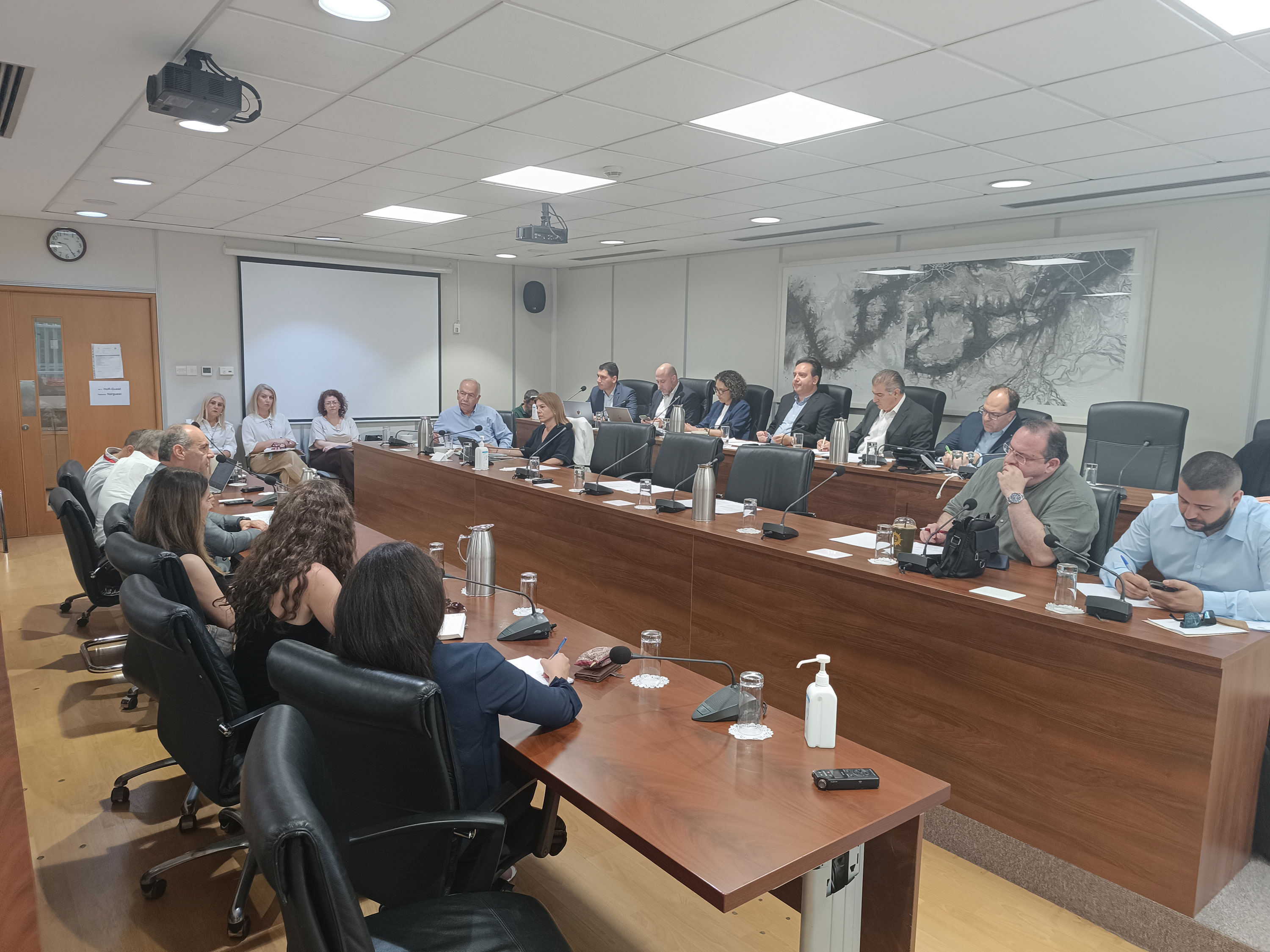 &Epsilon;&xi;&epsilon;&lambda;ί&xi;&epsilon;&iota;&sigmaf; &gamma;&iota;&alpha; &alpha;&gamma;&nu;&omicron;&omicron;&upsilon;&mu;έ&nu;&omicron;&upsilon;&sigmaf;: Έ&chi;&omicron;&upsilon;&nu; &tau;&alpha;&upsilon;&tau;&omicron;&pi;&omicron;&iota;&eta;&theta;&epsilon;ί 1.100 &pi;&rho;ό&sigma;&omega;&pi;&alpha; &alpha;&pi;ό &tau;&omicron;&nu; &delta;&iota;&kappa;&omicron;&iota;&nu;&omicron;&tau;&iota;&kappa;ό &kappa;&alpha;&tau;ά&lambda;&omicron;&gamma;&omicron;