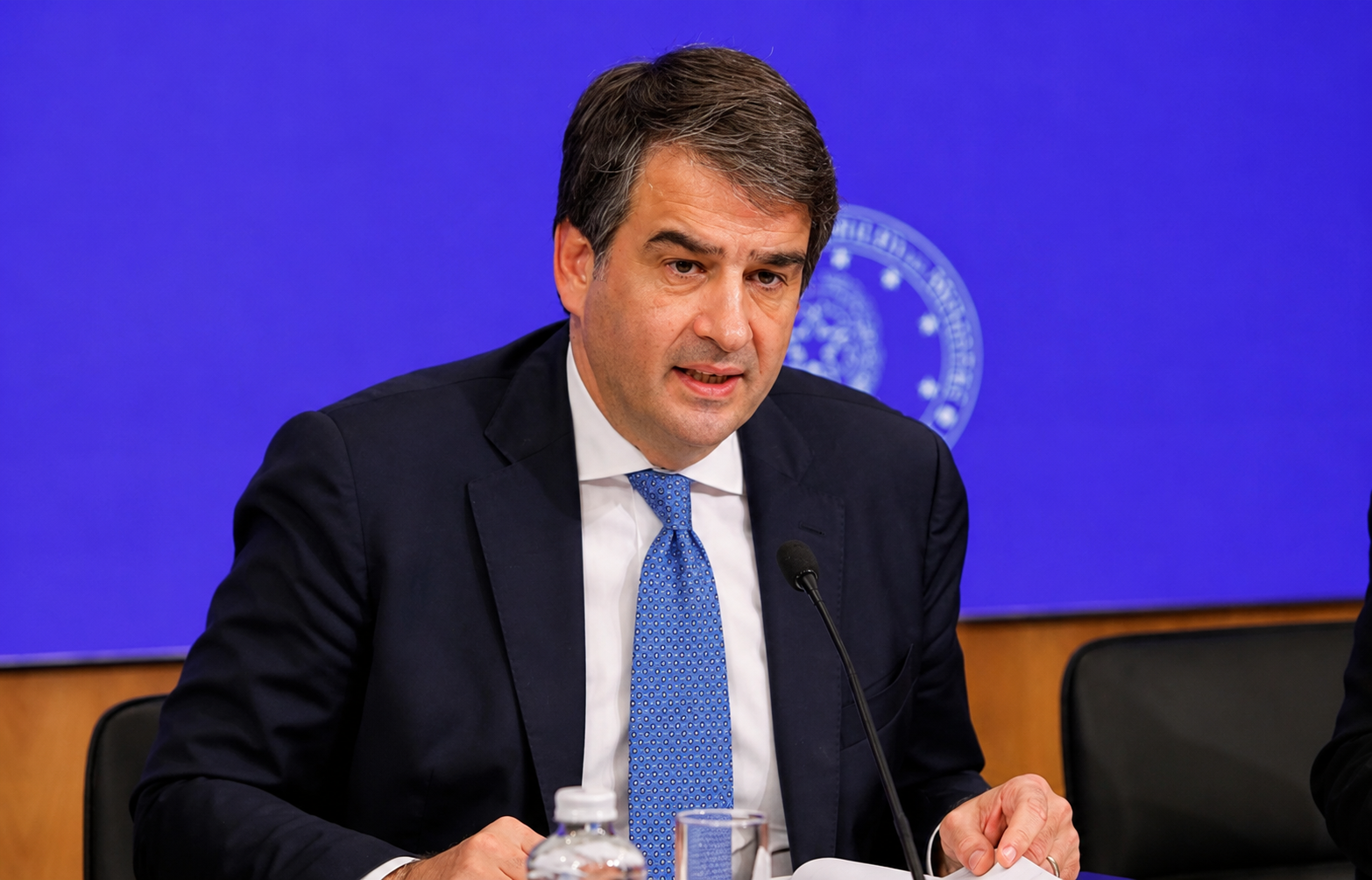 &Omicron; &Phi;ί&tau;&omicron; &theta;&alpha; &sigma;&upsilon;&nu;&omicron;&mu;&iota;&lambda;ή&sigma;&epsilon;&iota; &kappa;&alpha;&iota; &mu;&epsilon; &tau;&iota;&sigmaf; &delta;ύ&omicron; &kappa;&omicron;&iota;&nu;ό&tau;&eta;&tau;&epsilon;&sigmaf; &gamma;&iota;&alpha; &tau;&omicron; &Kappa;&upsilon;&pi;&rho;&iota;&alpha;&kappa;ό, &alpha;&pi;&alpha;&nu;&tau;ά &eta; &Kappa;&omicron;&mu;&iota;&sigma;&iota;ό&nu; &sigma;&tau;&iota;&sigmaf; &alpha;&iota;&tau;&iota;ά&sigma;&epsilon;&iota;&sigmaf; &tau;&omega;&nu; &Tau;/&kappa; &gamma;&iota;&alpha; &tau;&omicron;&nu; &delta;&iota;&omicron;&rho;&iota;&sigma;&mu;ό &tau;&omicron;&upsilon;