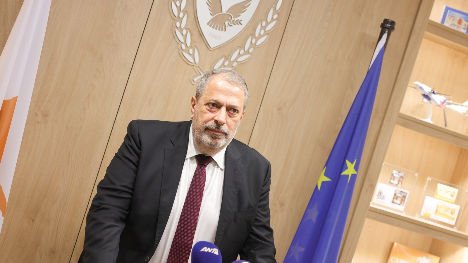 Stop &Gamma;&epsilon;&nu;&iota;&kappa;&omicron;ύ &Epsilon;&iota;&sigma;&alpha;&gamma;&gamma;&epsilon;&lambda;έ&alpha; &sigma;&tau;&eta;&nu; &Beta;&omicron;&upsilon;&lambda;ή &gamma;&iota;&alpha; &upsilon;&pi;ό&theta;&epsilon;&sigma;&eta; &laquo;&nu;ideogate&raquo;