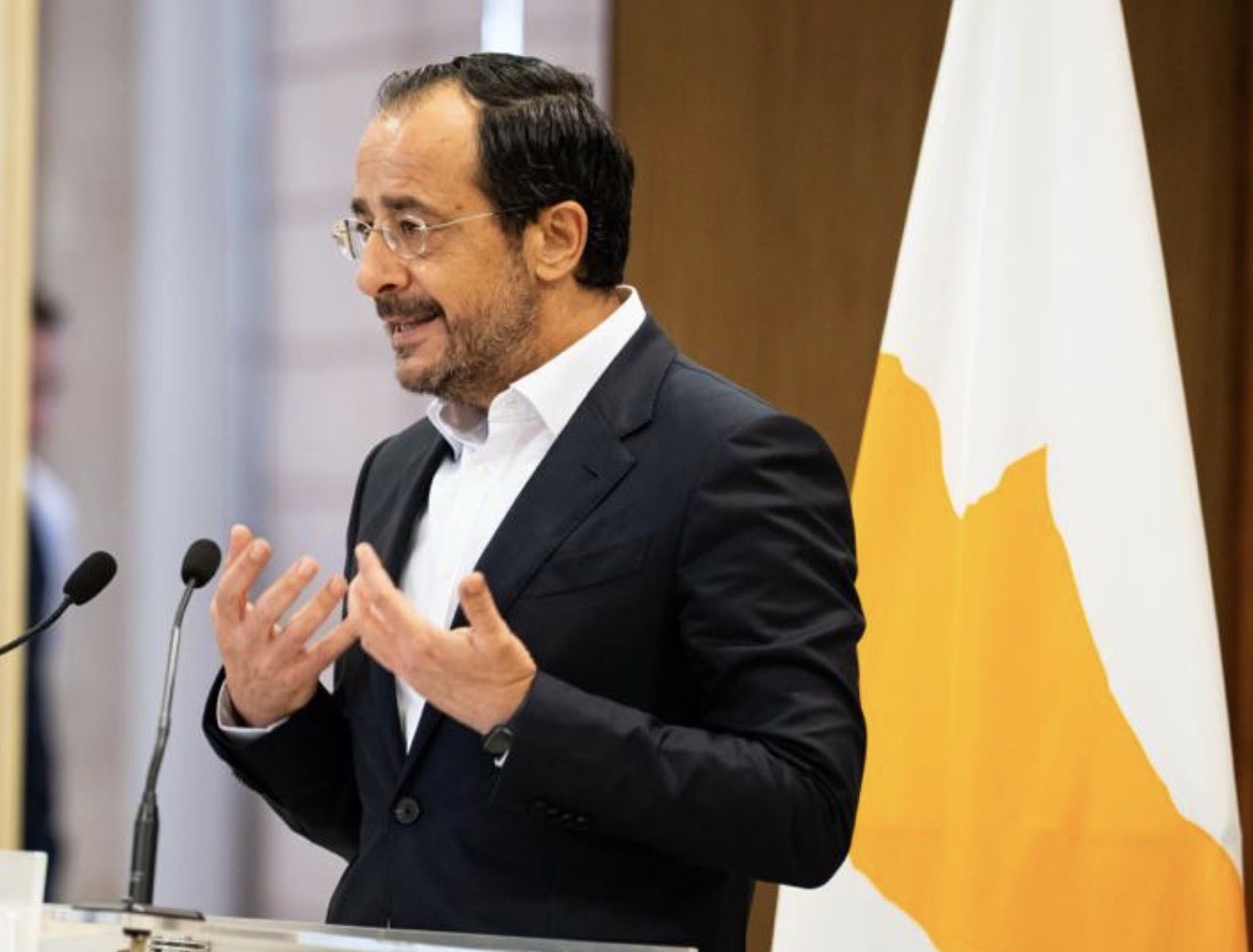 &Chi;&rho;&iota;&sigma;&tau;&omicron;&delta;&omicron;&upsilon;&lambda;ί&delta;&eta;&sigmaf;: &Sigma;&upsilon;&nu;&epsilon;&iota;&delta;&eta;&tau;ή &epsilon;&pi;&iota;&lambda;&omicron;&gamma;ή &kappa;&alpha;&iota; &sigma;&upsilon;&nu;&epsilon;&chi;ή&sigmaf; &eta; &epsilon;&pi;έ&nu;&delta;&upsilon;&sigma;&eta; &tau;&omicron;&upsilon; &kappa;&rho;ά&tau;&omicron;&upsilon;&sigmaf; &sigma;&tau;&omicron; &Iota;&nu;&sigma;&tau;&iota;&tau;&omicron;ύ&tau;&omicron;