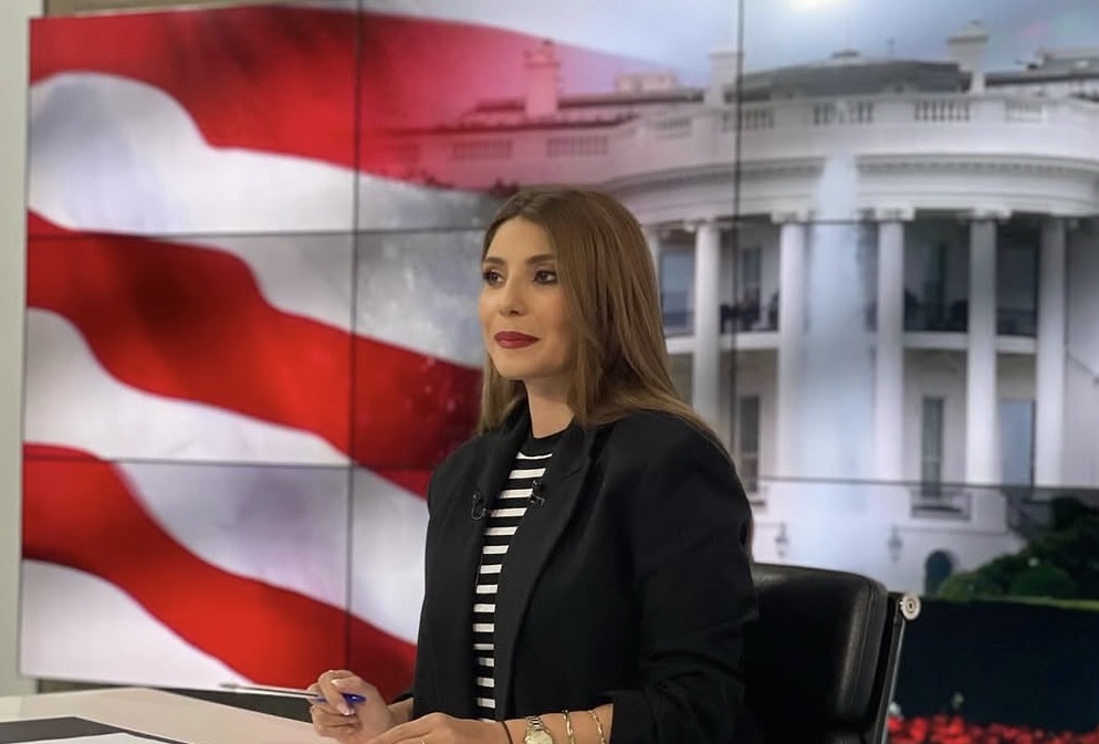 &Sigma;&tau;έ&lambda;&lambda;&alpha; &Sigma;ά&beta;&beta;&alpha;: &Tau;&omicron; &pi;&alpha;&rho;&alpha;&mu;&upsilon;&theta;έ&nu;&iota;&omicron; &nu;&eta;&sigma;ί &tau;&eta;&sigmaf; &Epsilon;&lambda;&lambda;ά&delta;&alpha;&sigmaf; &pi;&omicron;&upsilon; &alpha;&pi;&omicron;&lambda;&alpha;&mu;&beta;ά&nu;&epsilon;&iota; &delta;&iota;&alpha;&kappa;&omicron;&pi;έ&sigmaf; &mu;&epsilon; &tau;&eta;&nu; &kappa;ό&rho;&eta; &tau;&eta;&sigmaf; (&Phi;ώ&tau;&omicron;&sigmaf;)