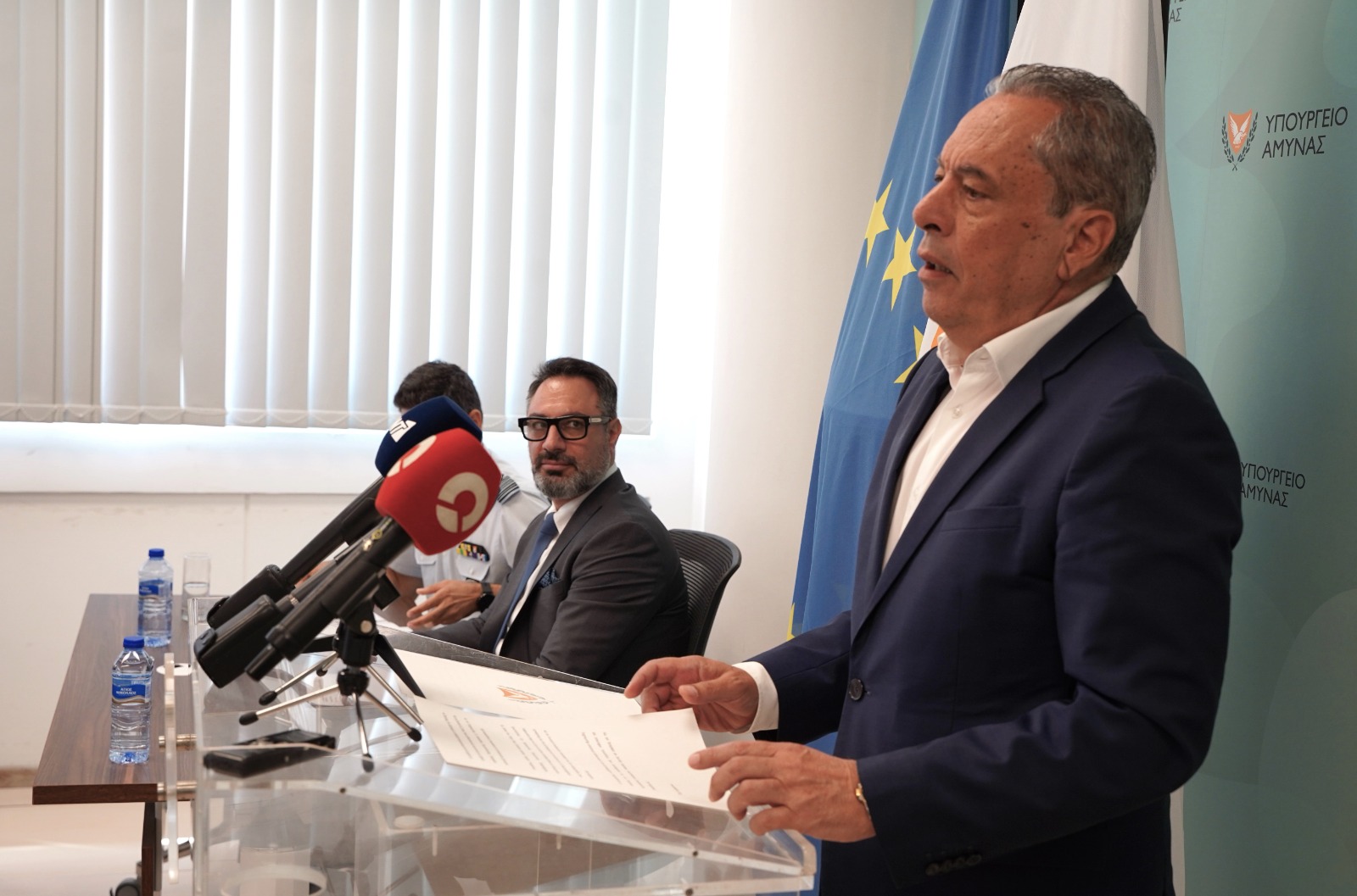&Pi;ά&lambda;&mu;&alpha;&sigmaf;: &Pi;&rho;&omega;&tau;&alpha;&rho;&chi;&iota;&kappa;ό&sigmaf; &sigma;&tau;ό&chi;&omicron;&sigmaf; &tau;&omicron;&upsilon; &Upsilon;&pi;&omicron;&upsilon;&rho;&gamma;&epsilon;ί&omicron;&upsilon; Ά&mu;&upsilon;&nu;&alpha;&sigmaf; &eta; &alpha;&nu;&alpha;&beta;ά&theta;&mu;&iota;&sigma;&eta; &tau;&eta;&sigmaf; &Epsilon;&theta;&nu;&iota;&kappa;ή&sigmaf; &Phi;&rho;&omicron;&upsilon;&rho;ά&sigmaf;