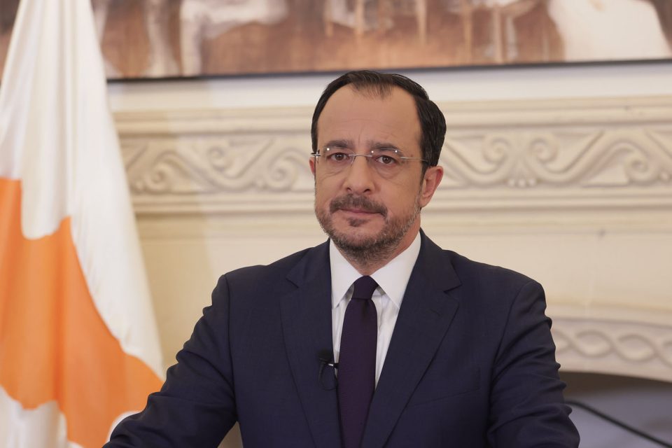 &Chi;&rho;&iota;&sigma;&tau;&omicron;&delta;&omicron;&upsilon;&lambda;ί&delta;&eta;&sigmaf; &gamma;&iota;&alpha; &tau;&alpha; &alpha;&pi;&omicron;&tau;&epsilon;&lambda;έ&sigma;&mu;&alpha;&tau;&alpha; &tau;&omega;&nu; &Pi;&alpha;&gamma;&kappa;&upsilon;&pi;&rho;&iota;ώ&nu;: &Eta; &alpha;&xi;ί&alpha; &sigma;&alpha;&sigmaf; &delta;&epsilon;&nu; &kappa;&rho;ί&nu;&epsilon;&tau;&alpha;&iota; &alpha;&pi;ό &mu;ί&alpha; &epsilon;&xi;έ&tau;&alpha;&sigma;&eta;