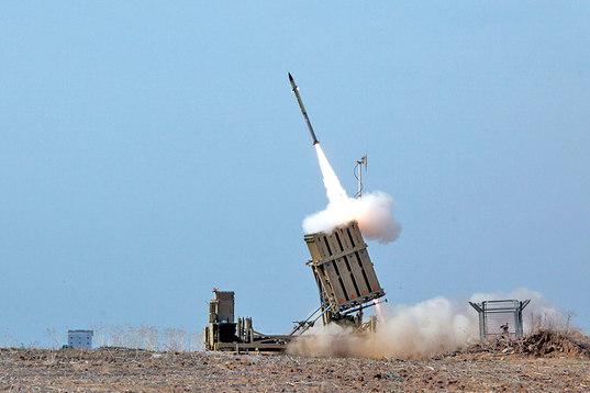 &Tau;&omicron; &Iota;&sigma;&rho;&alpha;ή&lambda; &epsilon;&nu;&epsilon;&rho;&gamma;&omicron;&pi;&omicron;ί&eta;&sigma;&epsilon; &tau;&omicron; Iron Dome &gamma;&iota;&alpha; &iota;&rho;&alpha;&nu;&iota;&kappa;ό &pi;ύ&rho;&alpha;&upsilon;&lambda;&omicron; &sigma;&tau;&eta;&nu; &Iota;&omicron;&rho;&delta;&alpha;&nu;ί&alpha;