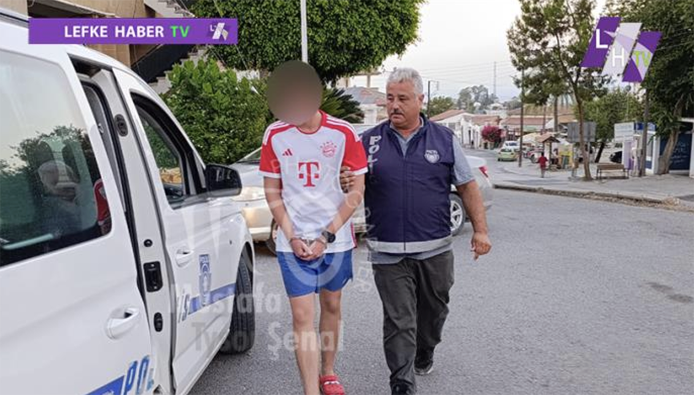 T&rho;&iota;ή&mu;&epsilon;&rho;&eta; &laquo;&kappa;&rho;ά&tau;&eta;&sigma;&eta;&raquo; &gamma;&iota;&alpha; &tau;&omicron;&upsilon;&sigmaf; &delta;ύ&omicron; &Epsilon;/&kappa; &sigma;&tau;&alpha; &kappa;&alpha;&tau;&epsilon;&chi;ό&mu;&epsilon;&nu;&alpha;