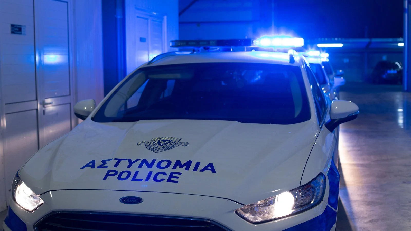 &Lambda;&eta;&sigma;&tau;&epsilon;ί&alpha; &sigma;&epsilon; &pi;&epsilon;&rho;ί&pi;&tau;&epsilon;&rho;&omicron; &sigma;&tau;&eta; &Lambda;&epsilon;&mu;&epsilon;&sigma;ό &ndash; &Chi;&tau;ύ&pi;&eta;&sigma;&alpha;&nu; &upsilon;&pi;ά&lambda;&lambda;&eta;&lambda;&omicron; &kappa;&alpha;&iota; ά&rho;&pi;&alpha;&xi;&alpha;&nu; &chi;&rho;ή&mu;&alpha;&tau;&alpha;