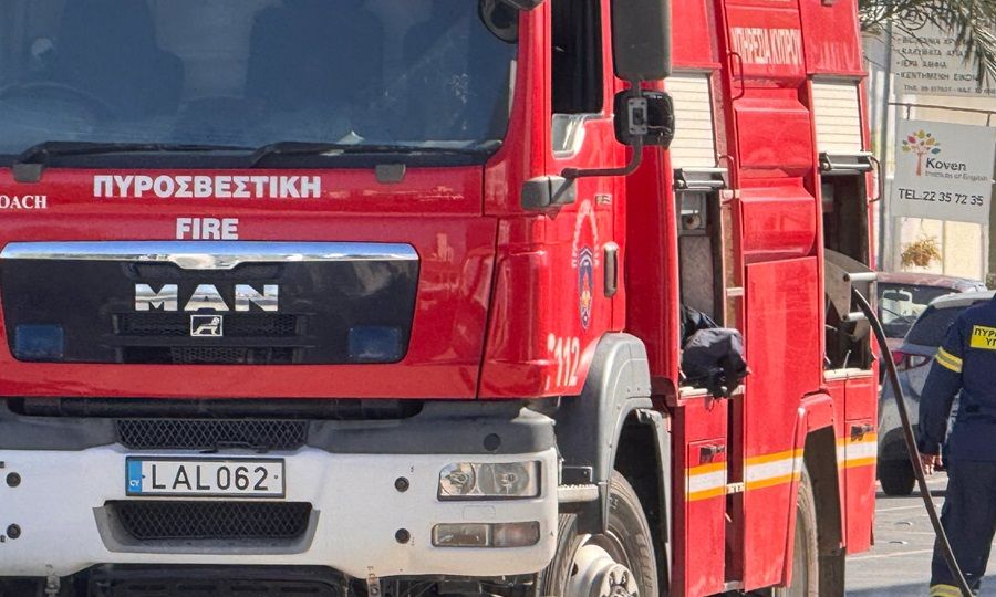 &Phi;&omega;&tau;&iota;ά &kappa;&alpha;&tau;έ&sigma;&tau;&rho;&epsilon;&psi;&epsilon; &delta;ύ&omicron; &alpha;&nu;&upsilon;&psi;&omega;&tau;&iota;&kappa;ά &mu;&eta;&chi;&alpha;&nu;ή&mu;&alpha;&tau;&alpha; &kappa;&alpha;&iota; &phi;&omicron;&rho;&tau;&eta;&gamma;ό &sigma;&tau;&eta;&nu; &Alpha;&rho;&alpha;&delta;ί&pi;&pi;&omicron;&upsilon;