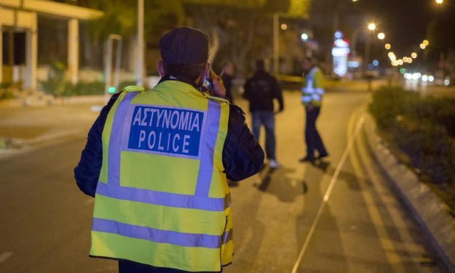 &Omicron;&delta;&eta;&gamma;&omicron;ύ&sigma;&epsilon; &sigma;&chi;&epsilon;&delta;ό&nu; 17 &phi;&omicron;&rho;έ&sigmaf; &pi;ά&nu;&omega; &alpha;&pi;ό &tau;&omicron; ό&rho;&iota;&omicron; &alpha;&lambda;&kappa;&omicron;ό&lambda; &chi;&omega;&rho;ί&sigmaf; ά&delta;&epsilon;&iota;&alpha; &kappa;&alpha;&iota; &alpha;&sigma;&phi;ά&lambda;&epsilon;&iota;&alpha;