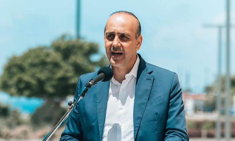 &Sigma;&tau;&omicron; &Tau;&Alpha;&Epsilon; &Pi;ά&phi;&omicron;&upsilon; &nu;έ&alpha; &kappa;&alpha;&tau;&alpha;&gamma;&gamma;&epsilon;&lambda;ί&alpha; &epsilon;&nu;&alpha;&nu;&tau;ί&omicron;&nu; &tau;&omicron;&upsilon; &Phi;&alpha;ί&delta;&omega;&nu;&alpha; &Phi;&alpha;ί&delta;&omega;&nu;&omicron;&sigmaf;