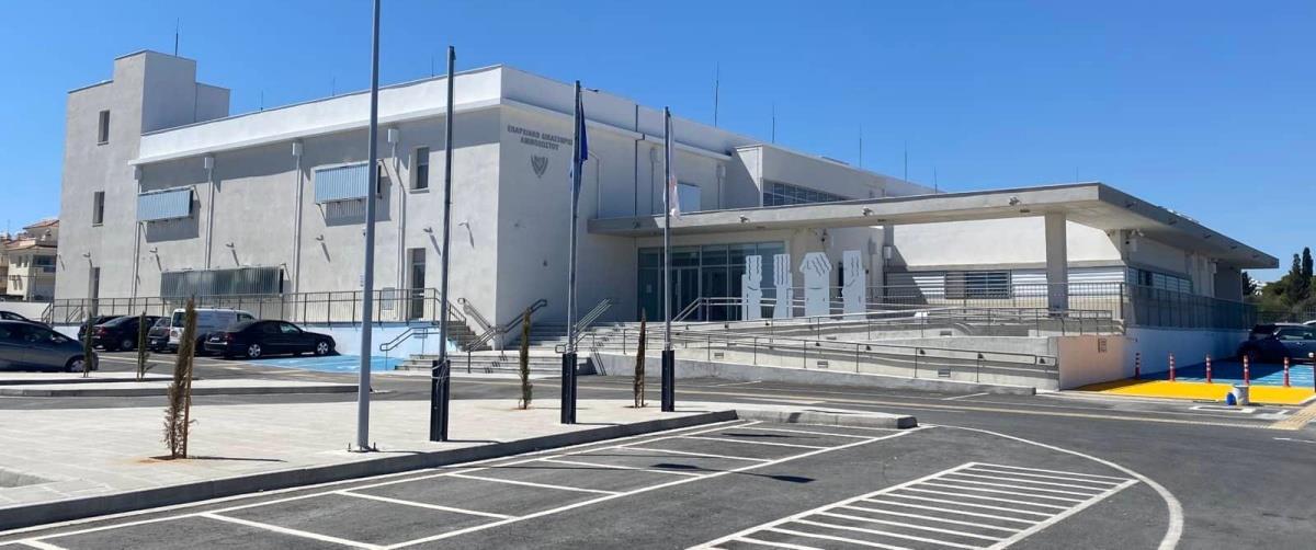 &Tau;&omicron;&upsilon; &epsilon;&pi;&iota;&tau;έ&theta;&eta;&kappa;&alpha;&nu; &epsilon;&nu;ώ &pi;&epsilon;&rho;&pi;&alpha;&tau;&omicron;ύ&sigma;&epsilon; &kappa;&alpha;&iota; &tau;&omicron;&nu; &lambda;ή&sigma;&tau;&epsilon;&psi;&alpha;&nu; &sigma;&tau;&eta;&nu; &Alpha;&gamma;ί&alpha; &Nu;ά&pi;&alpha;