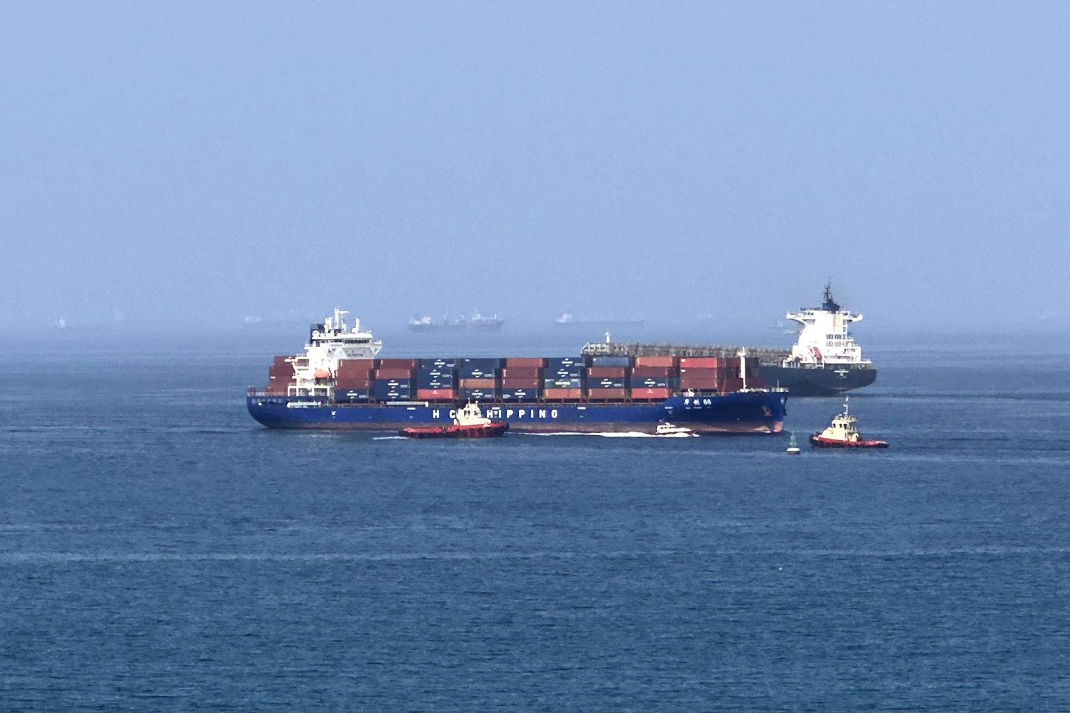 &Epsilon;&gamma;&kappa;&lambda;&omega;&beta;&iota;&sigma;&mu;έ&nu;&omicron;&iota; 6.000 &nu;&alpha;&upsilon;&tau;&iota;&kappa;&omicron;ί &sigma;&tau;&alpha; &Sigma;&tau;&epsilon;&nu;ά &tau;&omicron;&upsilon; &Omicron;&rho;&mu;&omicron;ύ&zeta;, &alpha;&nu;&alpha;&phi;έ&rho;&epsilon;&iota; &omicron; &Delta;&iota;&epsilon;&theta;&nu;ή&sigmaf; &Omicron;&rho;&gamma;&alpha;&nu;&iota;&sigma;&mu;ό&sigmaf; &Nu;&alpha;&upsilon;&tau;&iota;&lambda;ί&alpha;&sigmaf;