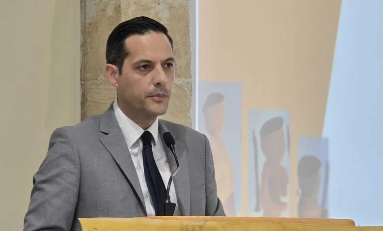 &Lambda;&epsilon;&tau;&upsilon;&mu;&pi;&iota;ώ&tau;&eta;&sigmaf;: &Pi;&rho;ά&xi;&eta; &theta;&epsilon;&sigma;&mu;&iota;&kappa;ή&sigmaf; &epsilon;&upsilon;&alpha;&iota;&sigma;&theta;&eta;&sigma;ί&alpha;&sigmaf; &eta; &pi;&alpha;&rho;&alpha;ί&tau;&eta;&sigma;&eta; &Mu;&upsilon;&lambda;&omega;&nu;ό&pi;&omicron;&upsilon;&lambda;&omicron;&upsilon;