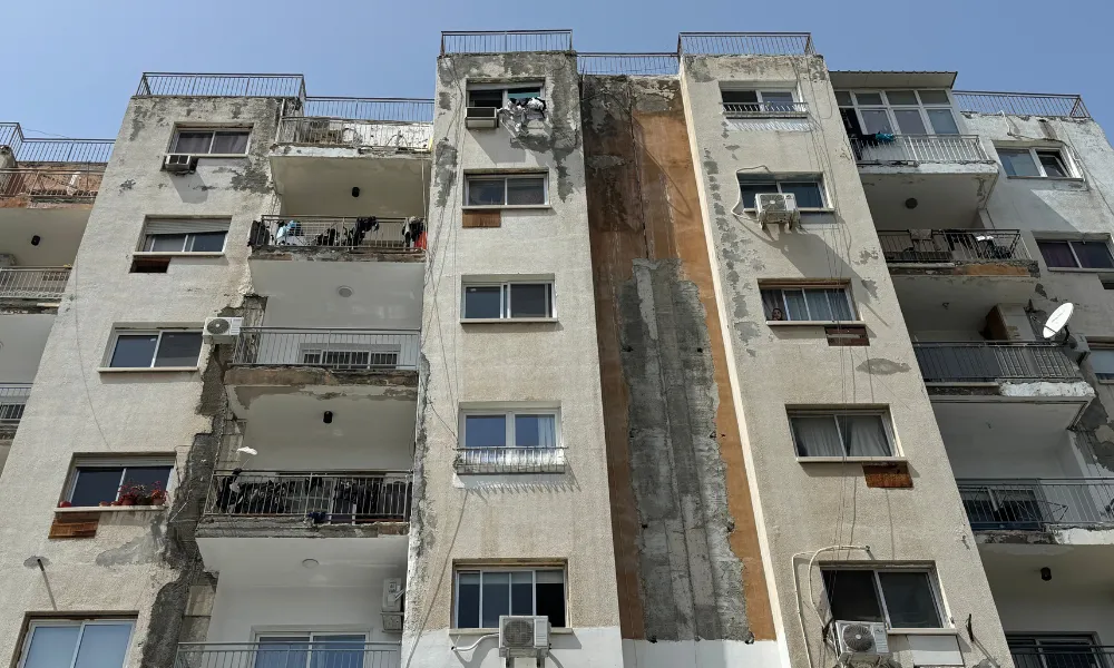&Epsilon;&Omicron;&Alpha; &Lambda;ά&rho;&nu;&alpha;&kappa;&alpha;&sigmaf;: &Sigma;&epsilon; &lambda;&epsilon;&iota;&tau;&omicron;&upsilon;&rho;&gamma;ί&alpha; &psi;&eta;&phi;&iota;&alpha;&kappa;ή &pi;&lambda;&alpha;&tau;&phi;ό&rho;&mu;&alpha; &gamma;&iota;&alpha; &tau;&omicron;&nu; &epsilon;&nu;&tau;&omicron;&pi;&iota;&sigma;&mu;ό &epsilon;&pi;&iota;&kappa;ί&nu;&delta;&upsilon;&nu;&omega;&nu; &omicron;&iota;&kappa;&omicron;&delta;&omicron;&mu;ώ&nu;