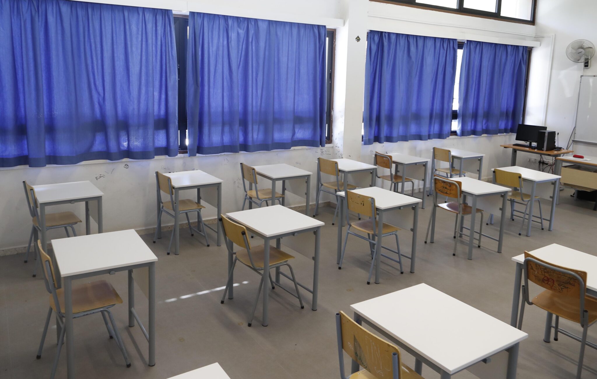 &Tau;&alpha; &pi;&rho;&omicron;&beta;&lambda;ή&mu;&alpha;&tau;&alpha; &tau;&omega;&nu; &pi;&rho;&omicron;&pi;&alpha;&rho;&alpha;&sigma;&kappa;&epsilon;&upsilon;&alpha;&sigma;&mu;έ&nu;&omega;&nu; &alpha;&iota;&theta;&omicron;&upsilon;&sigma;ώ&nu; &sigma;&tau;&eta; &delta;&eta;&mu;ό&sigma;&iota;&alpha; &epsilon;&kappa;&pi;&alpha;ί&delta;&epsilon;&upsilon;&sigma;&eta;