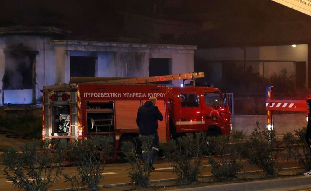 &Phi;&omega;&tau;&iota;ά &sigma;&epsilon; &kappa;ά&delta;&omicron;&upsilon;&sigmaf; έ&xi;&omega; &alpha;&pi;ό &sigma;&chi;&omicron;&lambda;&iota;&kappa;ή &lambda;έ&sigma;&chi;&eta; &sigma;&tau;&omicron;&nu; &Sigma;&tau;&rho;ό&beta;&omicron;&lambda;&omicron; &ndash; &Epsilon;&lambda;&alpha;&phi;&rho;&iota;έ&sigmaf; &zeta;&eta;&mu;&iota;έ&sigmaf; &alpha;&pi;ό &tau;&omicron;&nu; &kappa;&alpha;&pi;&nu;ό