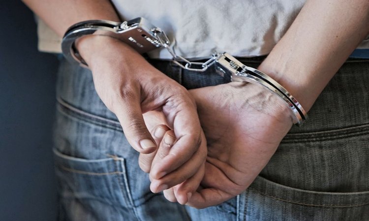 &Chi;&epsilon;&iota;&rho;&omicron;&pi;έ&delta;&epsilon;&sigmaf; &sigma;&epsilon; &tau;&rho;ί&alpha; &pi;&rho;ό&sigma;&omega;&pi;&alpha; &gamma;&iota;&alpha; &tau;&eta; &sigma;&upsilon;&mu;&pi;&lambda;&omicron;&kappa;ή &mu;&epsilon; &tau;&rho;&alpha;&upsilon;&mu;&alpha;&tau;ί&alpha; &sigma;&tau;&eta; &Lambda;&epsilon;&mu;&epsilon;&sigma;ό