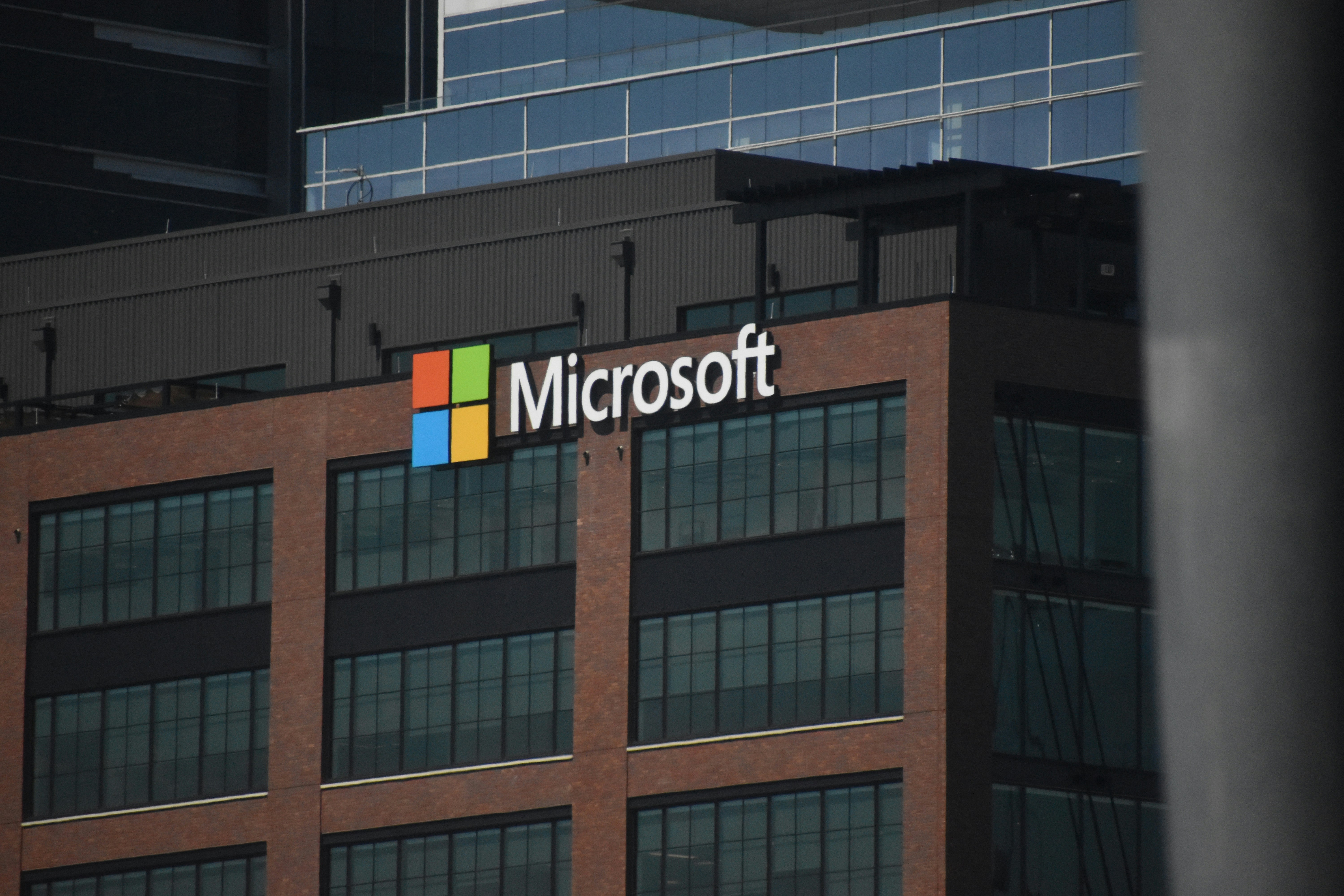 &Xi;&epsilon;&pi;έ&rho;&alpha;&sigma;&epsilon; &tau;&iota;&sigmaf; &pi;&rho;&omicron;&beta;&lambda;έ&psi;&epsilon;&iota;&sigmaf; &eta; Microsoft &ndash; Ά&lambda;&mu;&alpha; &epsilon;&sigma;ό&delta;&omega;&nu; &kappa;&alpha;&iota; &kappa;&epsilon;&rho;&delta;ώ&nu; &chi;ά&rho;&eta; &sigma;&tau;&eta;&nu; &tau;&epsilon;&chi;&nu;&eta;&tau;ή &nu;&omicron;&eta;&mu;&omicron;&sigma;ύ&nu;&eta;