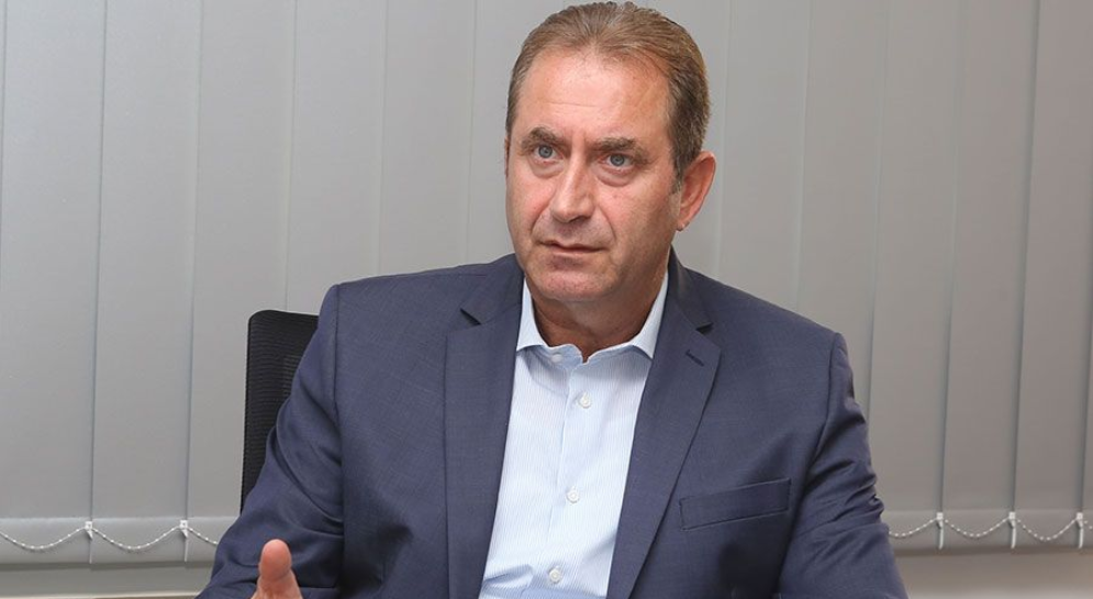 &Lambda;&omicron;&upsilon;&kappa;&alpha;ΐ&delta;&eta;&sigmaf;: &laquo;&Epsilon;ί&mu;&alpha;&sigma;&tau;&epsilon; &mu;ά&rho;&tau;&upsilon;&rho;&epsilon;&sigmaf; &epsilon;&nu;ό&sigmaf; &pi;έ&pi;&lambda;&omicron;&upsilon; &sigma;&upsilon;&gamma;&kappa;ά&lambda;&upsilon;&psi;&eta;&sigmaf; &pi;&omicron;&upsilon; &chi;&tau;ί&zeta;&epsilon;&tau;&alpha;&iota; &gamma;&iota;&alpha; &nu;&alpha; &sigma;&upsilon;&gamma;&kappa;&alpha;&lambda;&upsilon;&phi;&theta;&omicron;ύ&nu; &omicron;&iota; ό&pi;&omicron;&iota;&epsilon;&sigmaf; &pi;&iota;&theta;&alpha;&nu;έ&sigmaf; ά&lambda;&lambda;&epsilon;&sigmaf; &epsilon;&upsilon;&theta;ύ&nu;&epsilon;&sigmaf;&raquo;