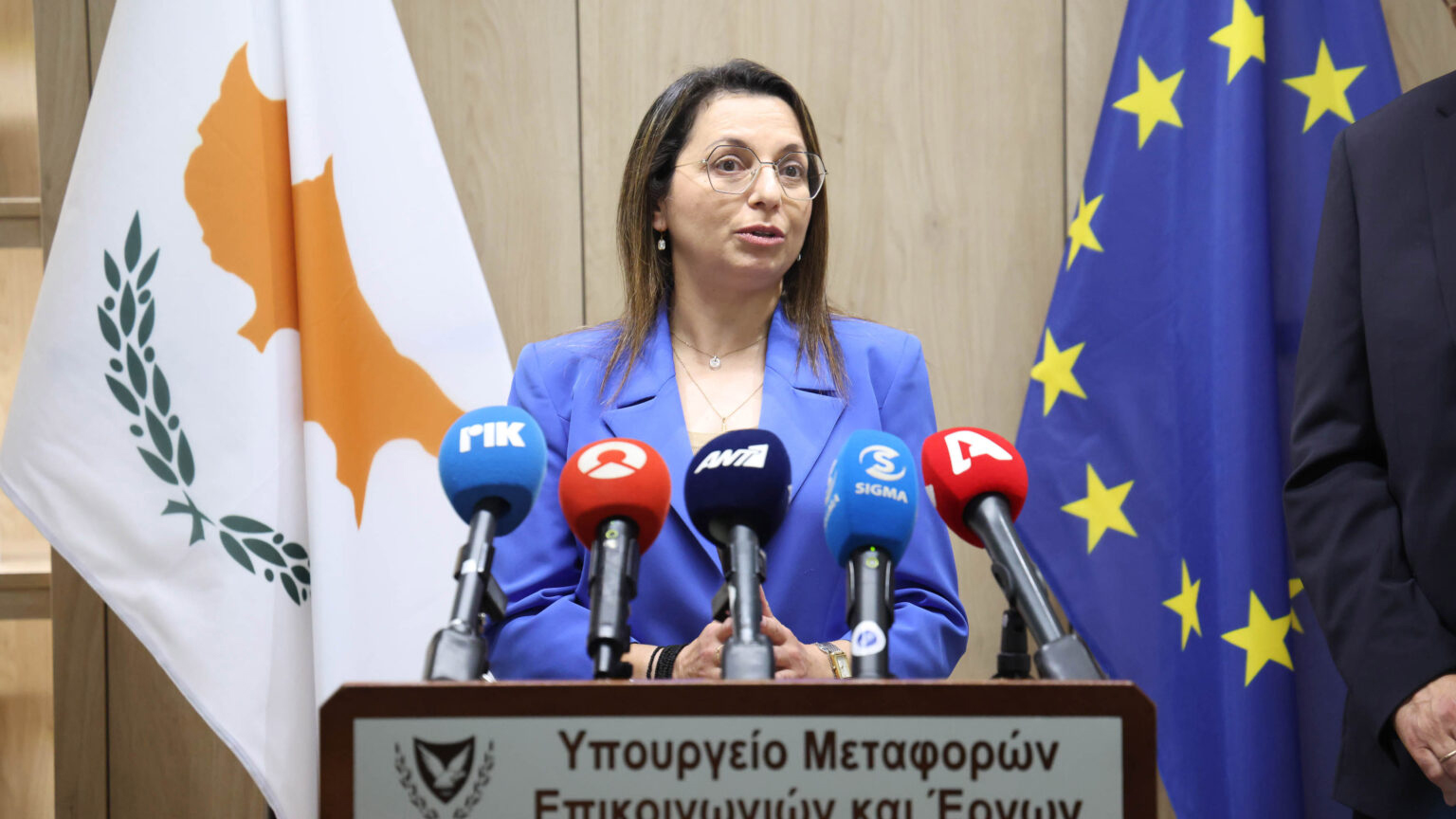  Τσολάκη: Η ασφάλεια στις μεταφορές είναι «πρώτη και αδιαπραγμάτευτη υποχρέωση»