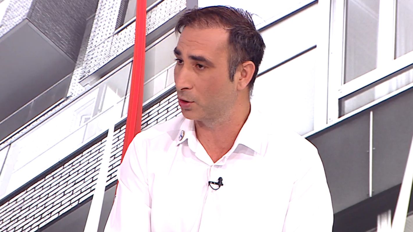 &Gamma;&iota;&alpha;&tau;ί &pi;&alpha;ύ&theta;&eta;&kappa;&epsilon; &omicron; &Mu;&alpha;&lambda;&tau;έ&zeta;&omicron;&sigmaf;