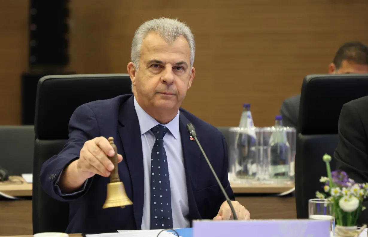 &Gamma;&iota;&alpha;&tau;ί &delta;&epsilon;&nu; &pi;&rho;&omicron;&beta;&lambda;έ&pi;&omicron;&nu;&tau;&alpha;&iota; &tau;&iota;&mu;&eta;&tau;&iota;&kappa;έ&sigmaf; &pi;&rho;&omicron;&alpha;&gamma;&omega;&gamma;έ&sigmaf; &pi;&alpha;&iota;&delta;&iota;ώ&nu; &alpha;&gamma;&nu;&omicron;&omicron;&upsilon;&mu;έ&nu;&omega;&nu; &kappa;&alpha;&iota; &pi;&epsilon;&sigma;ό&nu;&tau;&omega;&nu; &sigma;&tau;&eta;&nu; &Alpha;&sigma;&tau;&upsilon;&nu;&omicron;&mu;ί&alpha; &ndash; Ό&sigma;&alpha; &alpha;&nu;έ&phi;&epsilon;&rho;&epsilon; &omicron; &Phi;&upsilon;&tau;&iota;&rho;ή&sigmaf; &sigma;&tau;&eta; &Beta;&omicron;&upsilon;&lambda;ή