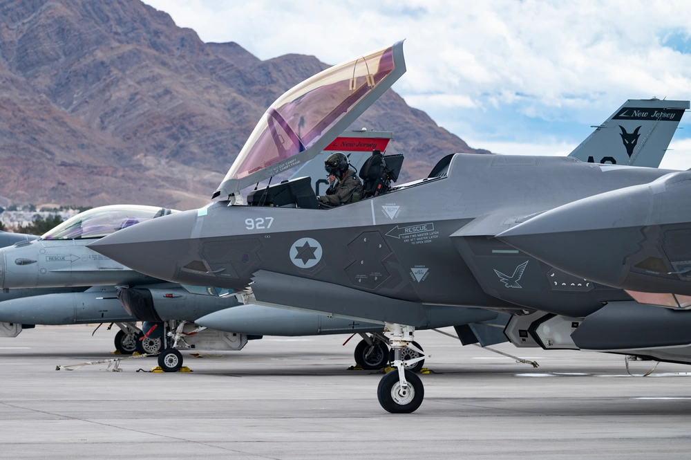 &Tau;&rho;&alpha;&gamma;&omega;&delta;ί&alpha; &sigma;&tau;&omicron;&nu; &Lambda;ί&beta;&alpha;&nu;&omicron;: &Nu;&epsilon;ό&nu;&upsilon;&mu;&phi;&eta; &sigma;&kappa;&omicron;&tau;ώ&theta;&eta;&kappa;&epsilon; &sigma;&epsilon; &iota;&sigma;&rho;&alpha;&eta;&lambda;&iota;&nu;ή &alpha;&epsilon;&rho;&omicron;&pi;&omicron;&rho;&iota;&kappa;ή &epsilon;&pi;&iota;&delta;&rho;&omicron;&mu;ή