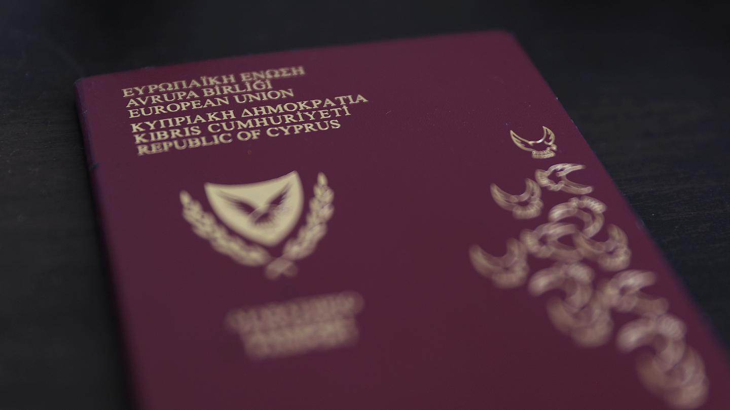 &Tau;&omicron; &kappa;&upsilon;&pi;&rho;&iota;&alpha;&kappa;ό &delta;&iota;&alpha;&beta;&alpha;&tau;ή&rho;&iota;&omicron; &alpha;&nu;&epsilon;&beta;&alpha;ί&nu;&epsilon;&iota; &mu;ί&alpha; &theta;έ&sigma;&eta; &pi;&alpha;&gamma;&kappa;&omicron;&sigma;&mu;ί&omega;&sigmaf; &ndash; &Sigma;&tau;&eta;&nu; 13&eta; &theta;έ&sigma;&eta; &gamma;&iota;&alpha; &tau;&omicron; 2026