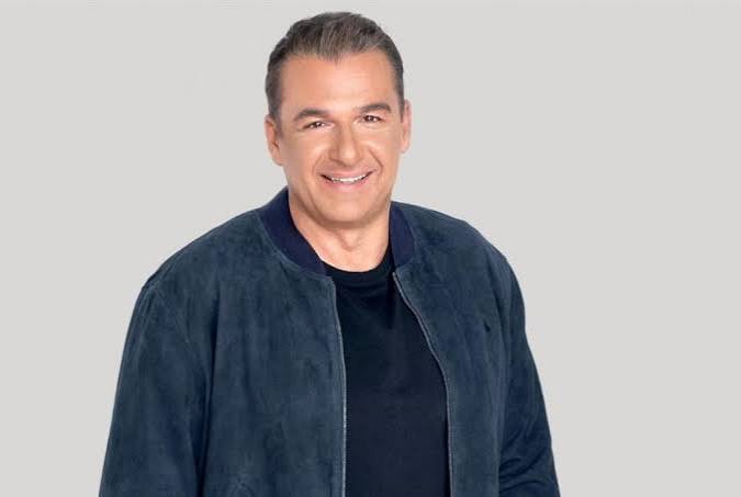 &Gamma;&iota;ώ&rho;&gamma;&omicron;&sigmaf; &Lambda;&iota;ά&gamma;&kappa;&alpha;&sigmaf;: &Sigma;&epsilon; &rho;ό&lambda;&omicron; &laquo;&psi;&alpha;&rho;ά&raquo; &mu;&epsilon; &mu;&alpha;&kappa;&rho;&iota;ά &mu;&omicron;ύ&sigma;&iota;&alpha; &sigma;&tau;&omicron; &pi;&rho;ώ&tau;&omicron; teaser &tau;&eta;&sigmaf; &epsilon;&kappa;&pi;&omicron;&mu;&pi;ή&sigmaf; &tau;&omicron;&upsilon; - &Tau;&omicron; &sigma;&chi;ό&lambda;&iota;&omicron; &tau;&eta;&sigmaf; &sigma;&upsilon;&nu;&tau;&rho;ό&phi;&omicron;&upsilon; &tau;&omicron;&upsilon; (&Beta;ί&nu;&tau;&epsilon;&omicron;)