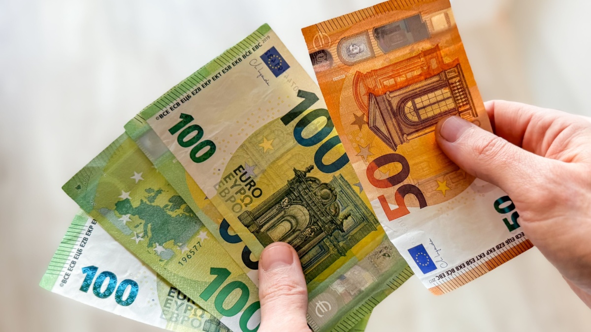 &Kappa;ύ&pi;&rho;&omicron;&sigmaf;: &laquo;Ά&lambda;&mu;&alpha;&raquo; &euro;562 &epsilon;&kappa;&alpha;&tau;. &sigma;&tau;&iota;&sigmaf; &kappa;&alpha;&tau;&alpha;&theta;έ&sigma;&epsilon;&iota;&sigmaf; &tau;&omicron;&nu; &Iota;&omicron;ύ&lambda;&iota;&omicron;