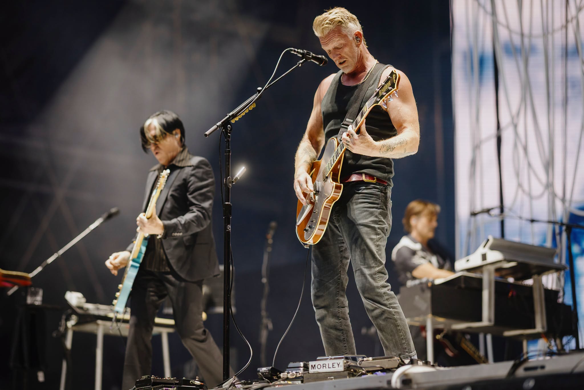 &Omicron;&iota; Queens Of The Stone Age &delta;&eta;&mu;&iota;&omicron;ύ&rho;&gamma;&eta;&sigma;&alpha;&nu;.. &tau;&eta;&lambda;&epsilon;&phi;&omega;&nu;&iota;&kappa;ή &gamma;&rho;&alpha;&mu;&mu;ή &pi;&alpha;&rho;&alpha;&pi;ό&nu;&omega;&nu;