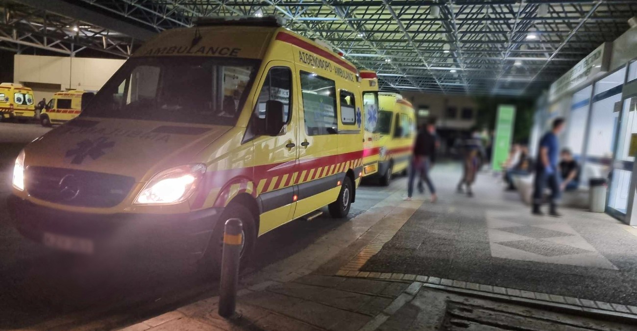 &Sigma;&omicron;&beta;&alpha;&rho;ό &tau;&rho;&omicron;&chi;&alpha;ί&omicron; &sigma;&tau;&eta; &Lambda;ά&rho;&nu;&alpha;&kappa;&alpha;: &Tau;&rho;&alpha;&upsilon;&mu;&alpha;&tau;ί&sigma;&tau;&eta;&kappa;&epsilon; &mu;&omicron;&tau;&omicron;&sigma;&iota;&kappa;&lambda;&epsilon;&tau;&iota;&sigma;&tau;ή&sigmaf;