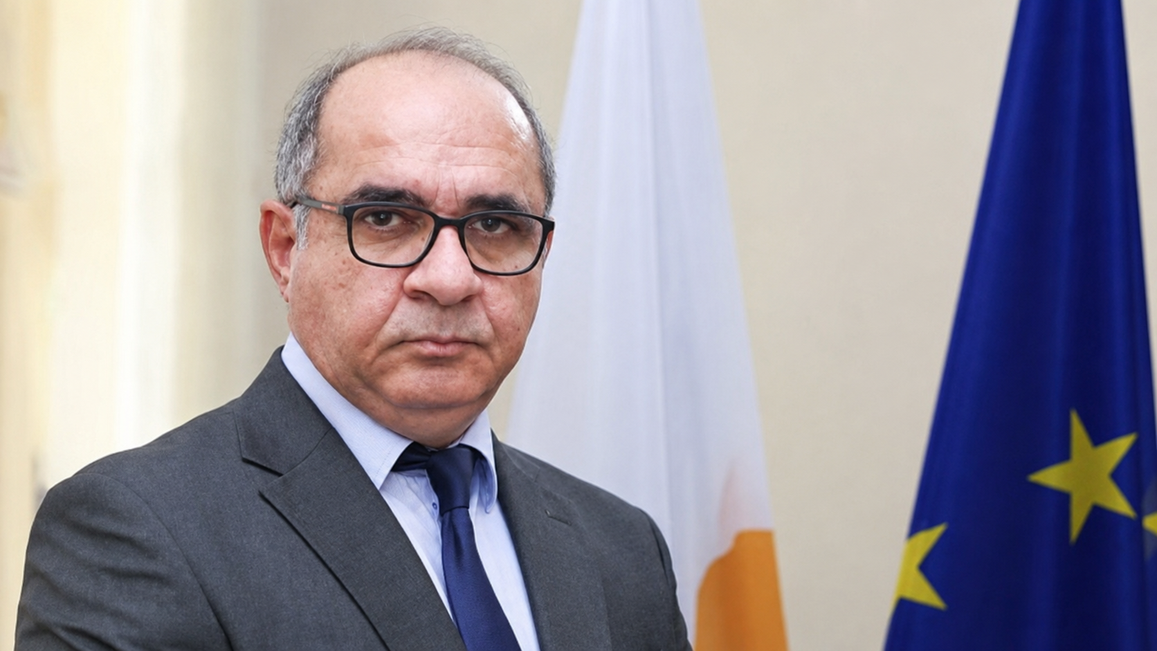&Kappa;&upsilon;&beta;έ&rho;&nu;&eta;&sigma;&eta; &gamma;&iota;&alpha; &eta;&mu;&iota;&kappa;&rho;&alpha;&tau;&iota;&kappa;&omicron;ύ&sigmaf;: &laquo;Ά&delta;&iota;&kappa;&eta; &eta; &kappa;&rho;&iota;&tau;&iota;&kappa;ή &ndash; &Upsilon;&iota;&omicron;&theta;&epsilon;&tau;ή&theta;&eta;&kappa;&epsilon; &tau;&omicron; 78% &tau;&omega;&nu; &epsilon;&iota;&sigma;&eta;&gamma;ή&sigma;&epsilon;&omega;&nu; &tau;&omicron;&upsilon; &Gamma;&nu;&omega;&mu;&omicron;&delta;&omicron;&tau;&iota;&kappa;&omicron;ύ&raquo;