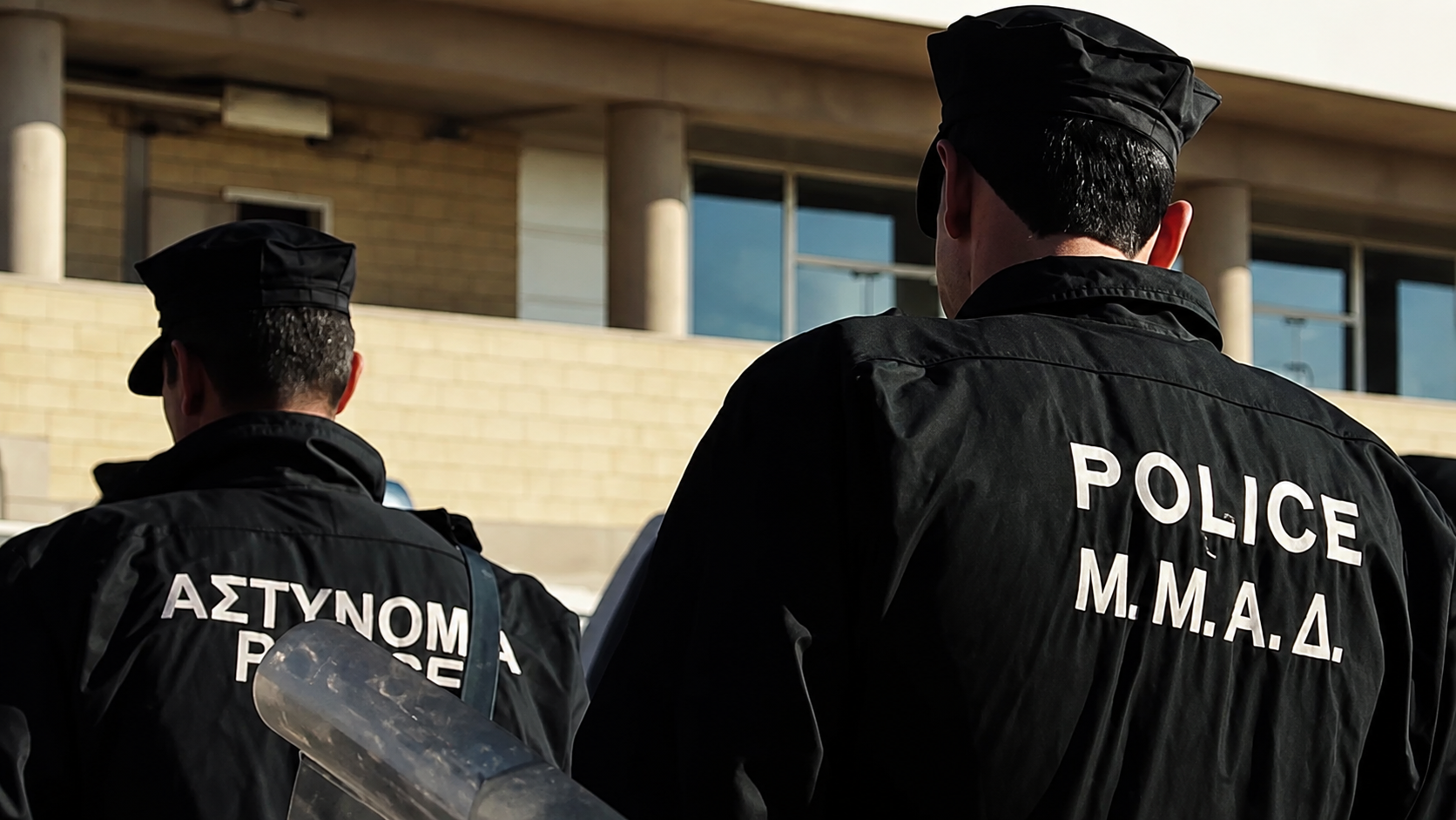 Αγία Νάπα: Χειροπέδες σε 34χρονο με αφορολόγητο καπνό και πάνω από €25.000 στην κατοχή του
