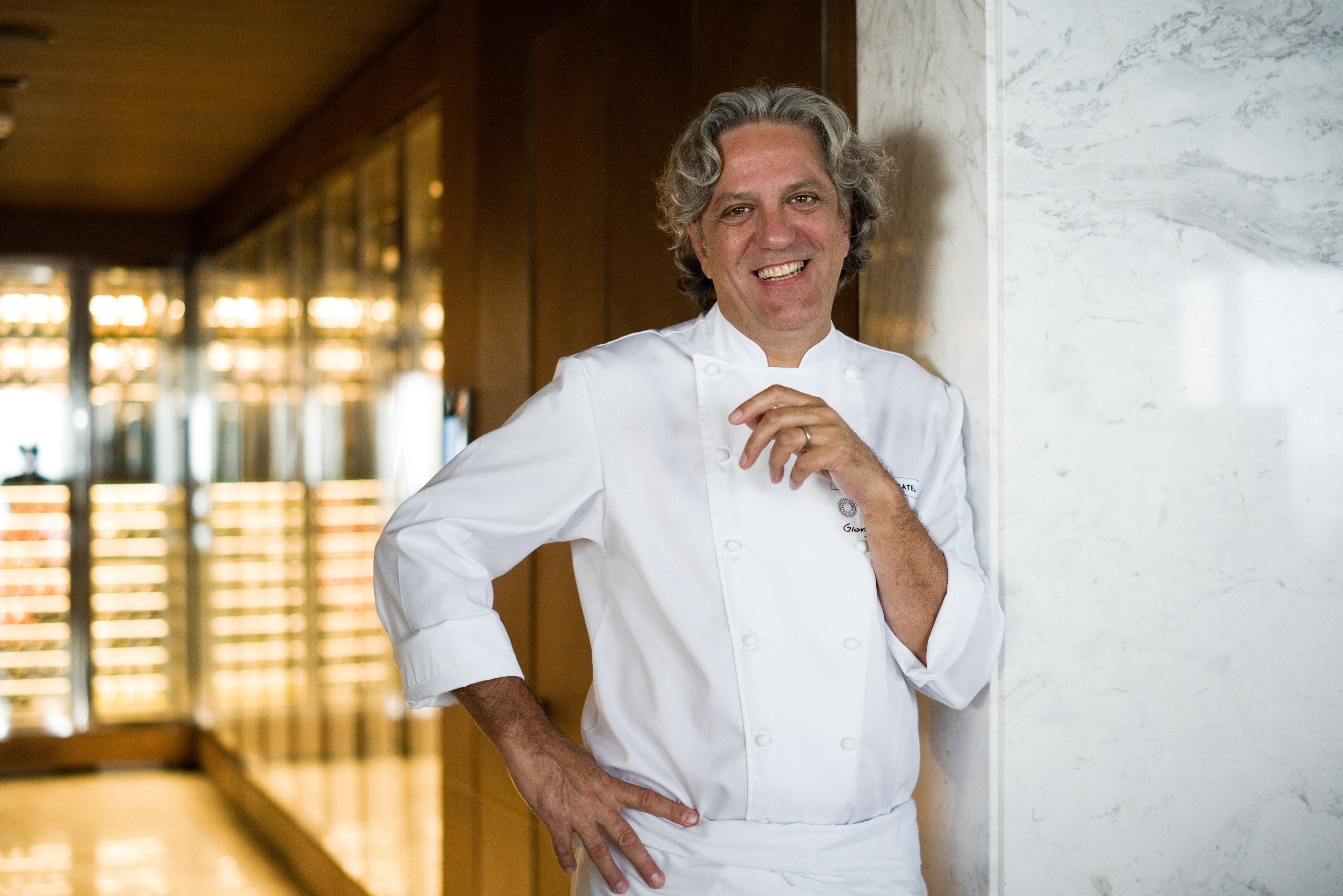 &Omicron; Chef Giorgio Locatelli &epsilon;&pi;&iota;&sigma;&tau;&rho;έ&phi;&epsilon;&iota; &sigma;&tau;&omicron; AMARA &gamma;&iota;&alpha; &delta;ύ&omicron; &mu;&omicron;&nu;&alpha;&delta;&iota;&kappa;έ&sigmaf; &gamma;&alpha;&sigma;&tau;&rho;&omicron;&nu;&omicron;&mu;&iota;&kappa;έ&sigmaf; &beta;&rho;&alpha;&delta;&iota;έ&sigmaf;