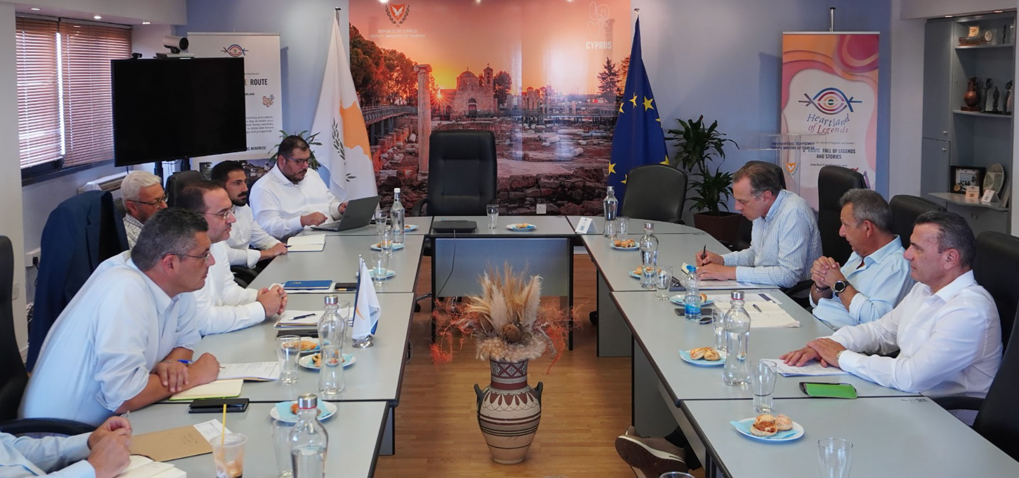 &Kappa;&omicron;&upsilon;&mu;ή&sigmaf;: &Eta; &mu;&epsilon;&gamma;&alpha;&lambda;ύ&tau;&epsilon;&rho;&eta; &pi;&rho;ό&kappa;&lambda;&eta;&sigma;&eta; &gamma;&iota;&alpha; &tau;&omicron;&nu; &tau;&omicron;&upsilon;&rho;&iota;&sigma;&mu;ό &epsilon;ί&nu;&alpha;&iota; &eta; &pi;&rho;&omicron;&sigma;&tau;&alpha;&sigma;ί&alpha; &kappa;&alpha;&iota; &eta; &beta;&iota;ώ&sigma;&iota;&mu;&eta; &delta;&iota;&alpha;&chi;&epsilon;ί&rho;&iota;&sigma;