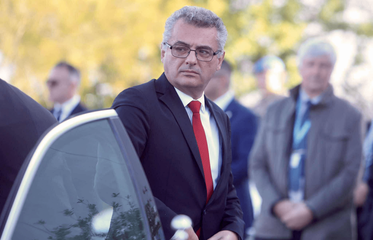 Έ&rho;&chi;&iota;&omicron;&upsilon;&rho;&mu;&alpha;&nu;: Έ&gamma;&iota;&nu;&alpha;&nu; &tau;&eta;&lambda;&epsilon;&phi;&omega;&nu;ή&mu;&alpha;&tau;&alpha; &sigma;&epsilon; &xi;έ&nu;&epsilon;&sigmaf; &pi;&rho;&epsilon;&sigma;&beta;&epsilon;ί&epsilon;&sigmaf; &gamma;&iota;&alpha; &tau;&eta; &sigma;&upsilon;&nu;ά&nu;&tau;&eta;&sigma;&eta; &mu;&epsilon; &Nu;&tau;&alpha;&nu;ά