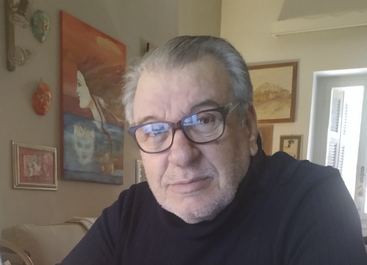 &Tau;ά&sigma;&omicron;&sigmaf; &Chi;&alpha;&lambda;&kappa;&iota;ά&sigmaf;: &Sigma;&upsilon;&gamma;&kappa;&lambda;&omicron;&nu;ί&zeta;&epsilon;&iota; &gamma;&iota;&alpha; &tau;&omicron; &sigma;&pi;ί&tau;&iota; &tau;&omicron;&upsilon; &pi;&omicron;&upsilon; &kappa;ά&eta;&kappa;&epsilon; - &laquo;Έ&chi;&upsilon;&sigma;&alpha; &tau;&omicron; &alpha;ί&mu;&alpha; &mu;&omicron;&upsilon; &gamma;&iota;&alpha; &nu;&alpha; &kappa;ά&nu;&omega; &alpha;&upsilon;&tau;ό &tau;&omicron; &sigma;&pi;ί&tau;&iota; &kappa;&alpha;&iota; &tau;&omega;&rho;&alpha;&hellip;&raquo;