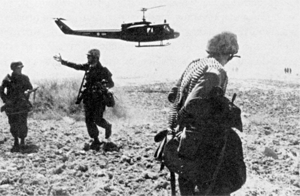 Έ&rho;&epsilon;&upsilon;&nu;&alpha;: Ό&tau;&alpha;&nu; &eta; &tau;&omicron;&upsilon;&rho;&kappa;&iota;&kappa;ή &epsilon;&iota;&sigma;&beta;&omicron;&lambda;ή &sigma;&tau;&eta;&nu; &Kappa;ύ&pi;&rho;&omicron; ά&gamma;&gamma;&iota;&xi;&epsilon; &tau;&eta;&nu; &kappa;&alpha;&tau;ά&rho;&rho;&epsilon;&upsilon;&sigma;&eta; &mdash; &Tau;&alpha; &gamma;&epsilon;&gamma;&omicron;&nu;ό&tau;&alpha; &tau;&omicron;&upsilon; 1974 &mu;έ&sigma;&alpha; &alpha;&pi;ό &tau;&omicron;&upsilon;&rho;&kappa;&iota;&kappa;ά &alpha;&rho;&chi;&epsilon;ί&alpha; &kappa;&alpha;&iota; &mu;&alpha;&rho;&tau;&upsilon;&rho;ί&epsilon;&sigmaf;