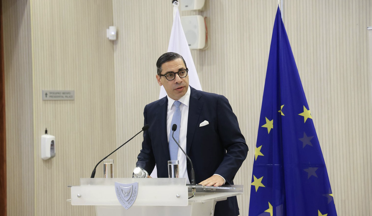 &Tau;&eta;&lambda;&epsilon;&phi;&omega;&nu;&iota;&kappa;έ&sigmaf; &epsilon;&pi;&alpha;&phi;έ&sigmaf; &Kappa;ό&mu;&pi;&omicron;&upsilon; &mu;&epsilon; &Gamma;&epsilon;&rho;&alpha;&pi;&epsilon;&tau;&rho;ί&tau;&eta; &kappa;&alpha;&iota; &Alpha;&mu;&pi;&nu;&tau;&epsilon;&lambda;ά&tau;&iota; &gamma;&iota;&alpha; &tau;&iota;&sigmaf; &epsilon;&xi;&epsilon;&lambda;ί&xi;&epsilon;&iota;&sigmaf; &sigma;&tau;&eta;&nu; &pi;&epsilon;&rho;&iota;&omicron;&chi;ή