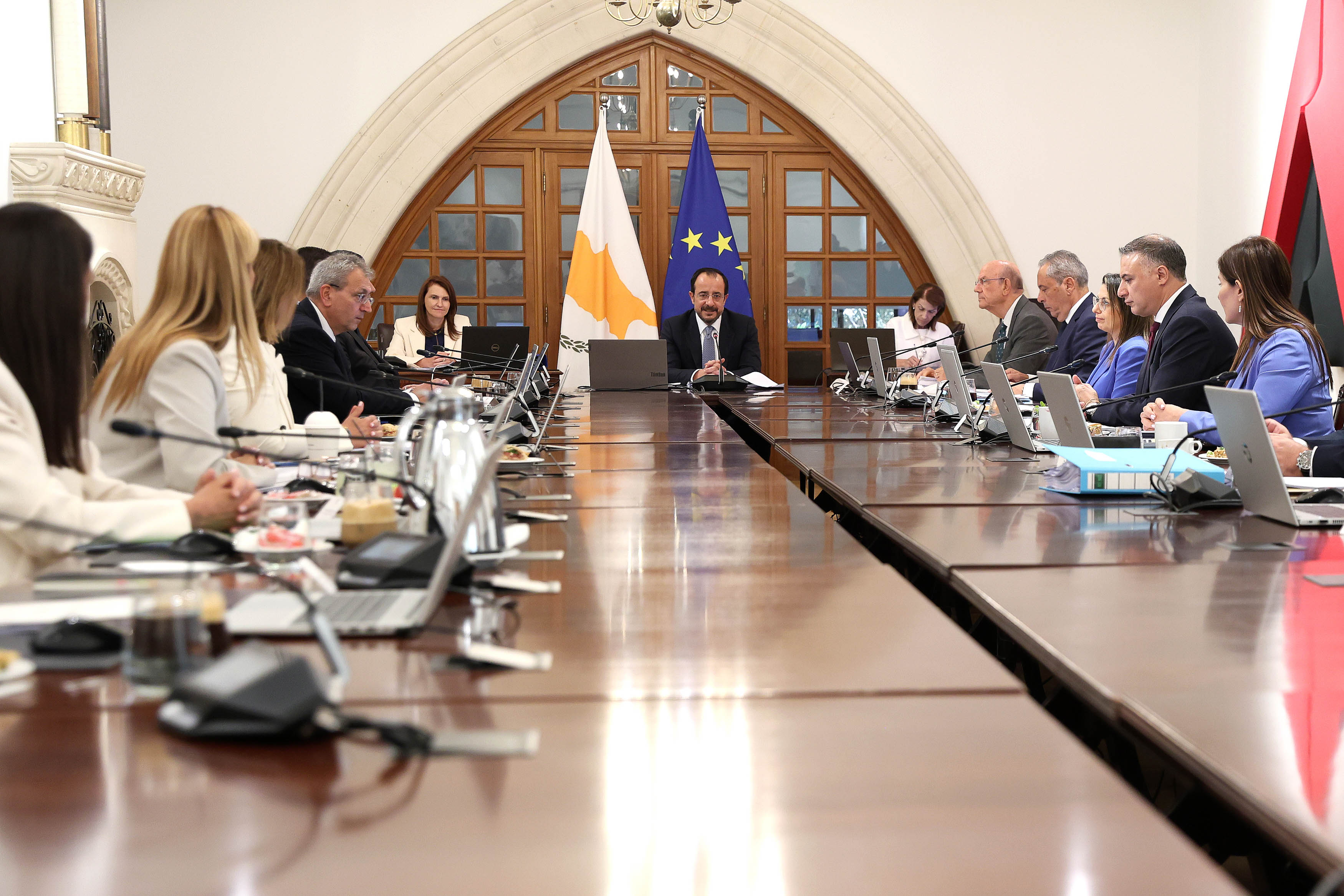 &Sigma;&omicron;&beta;&alpha;&rho;ή &kappa;&alpha;&tau;&alpha;&gamma;&gamma;&epsilon;&lambda;ί&alpha; &Alpha;&Kappa;&Epsilon;&Lambda;: &Delta;&iota;&omicron;&rho;ί&sigma;&tau;&eta;&kappa;&alpha;&nu; &sigma;&tau;&omicron;&upsilon;&sigmaf; &Eta;&mu;&iota;&kappa;&rho;&alpha;&tau;&iota;&kappa;&omicron;ύ&sigmaf; &chi;&omega;&rho;ί&sigmaf; &nu;&alpha; έ&chi;&omicron;&upsilon;&nu; &upsilon;&pi;&omicron;&beta;ά&lambda;&epsilon;&iota; &alpha;ί&tau;&eta;&sigma;&eta;