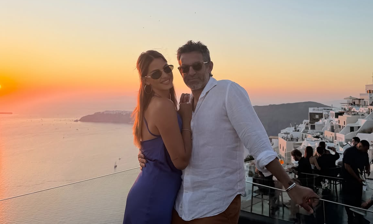 &Kappa;. &Epsilon;&upsilon;&rho;&iota;&pi;ί&delta;&omicron;&upsilon;: Έ&kappa;&alpha;&nu;&epsilon; &omicron;&rho;&epsilon;&iota;&beta;&alpha;&sigma;ί&alpha; &sigma;&epsilon; έ&nu;&alpha; &alpha;&pi;ό &tau;&alpha; &pi;&iota;&omicron; &delta;&eta;&mu;&omicron;&phi;&iota;&lambda;ή &phi;&alpha;&rho;ά&gamma;&gamma;&iota;&alpha; &tau;&eta;&sigmaf; &Epsilon;&lambda;&lambda;ά&delta;&alpha;&sigmaf; &mu;&epsilon; &tau;&omicron;&nu; &Phi;. &Mu;&iota;&chi;ό&pi;&omicron;&upsilon;&lambda;&omicron; (&Phi;ώ&tau;&omicron;&sigmaf;)